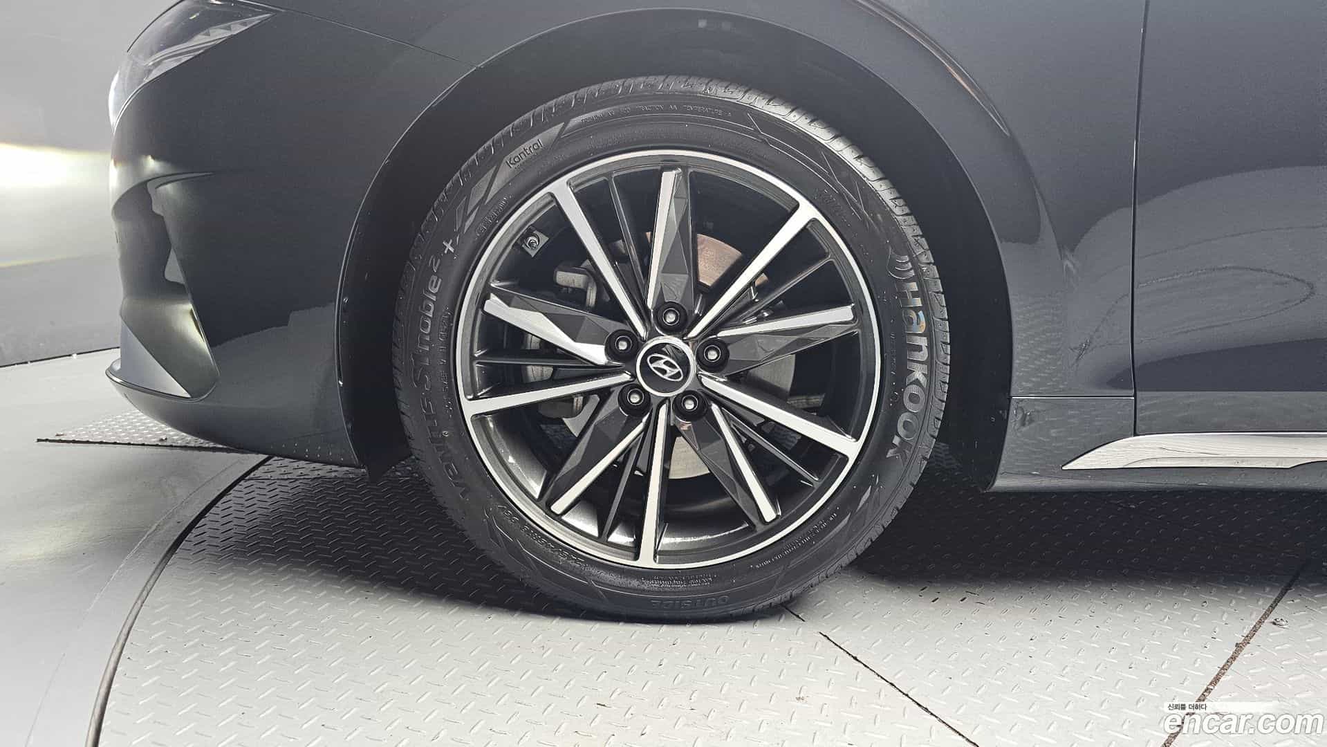 Grandeur Hyundai 2022.0-OUTER-005