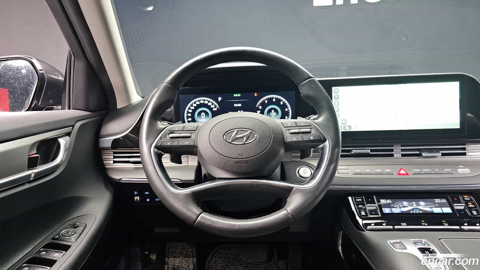 Grandeur Hyundai 2022.0-OPTION-016
