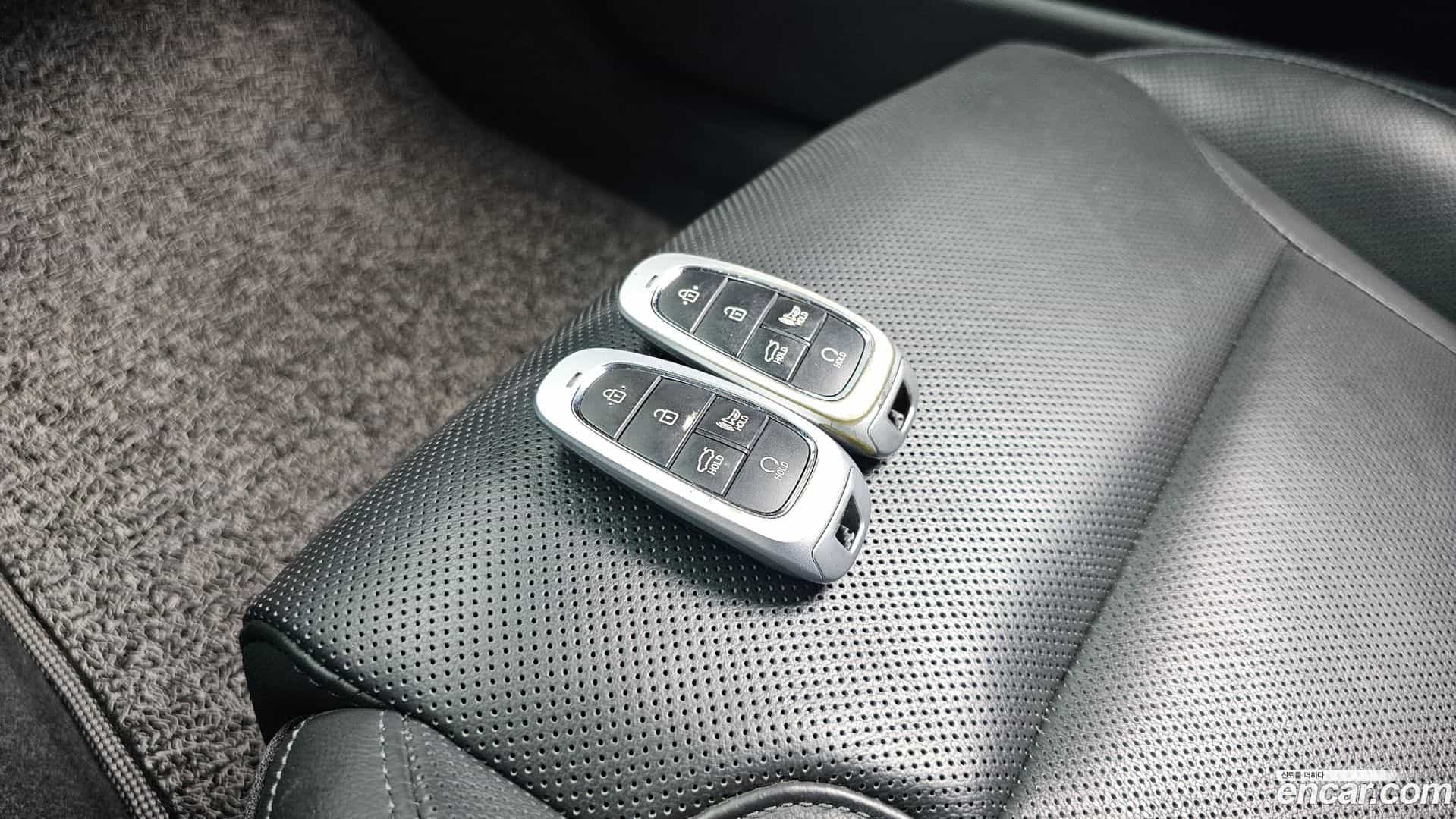 Grandeur Hyundai 2022.0-OPTION-045