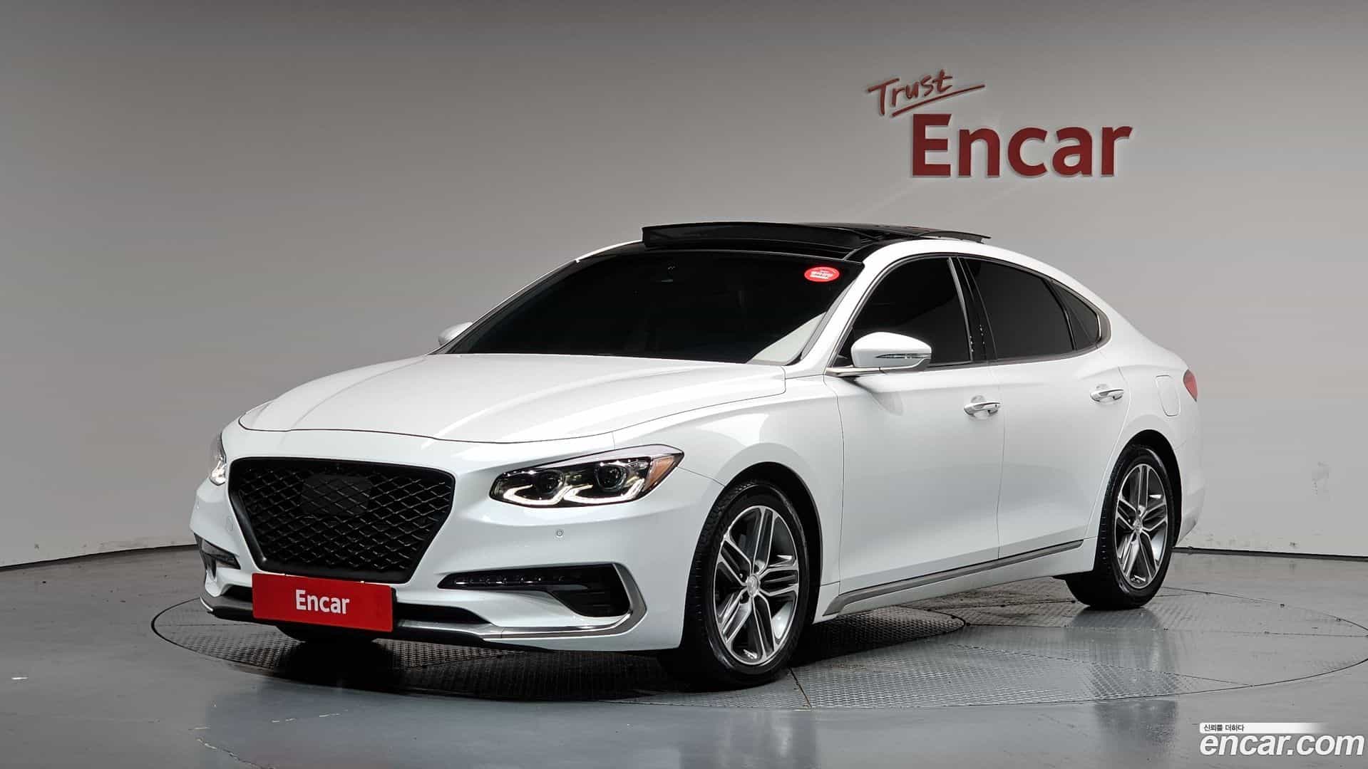 Grandeur Hyundai 2018.6-OUTER-001