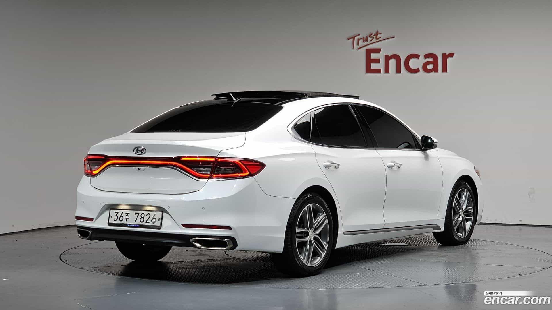 Grandeur Hyundai 2018.6-OUTER-002