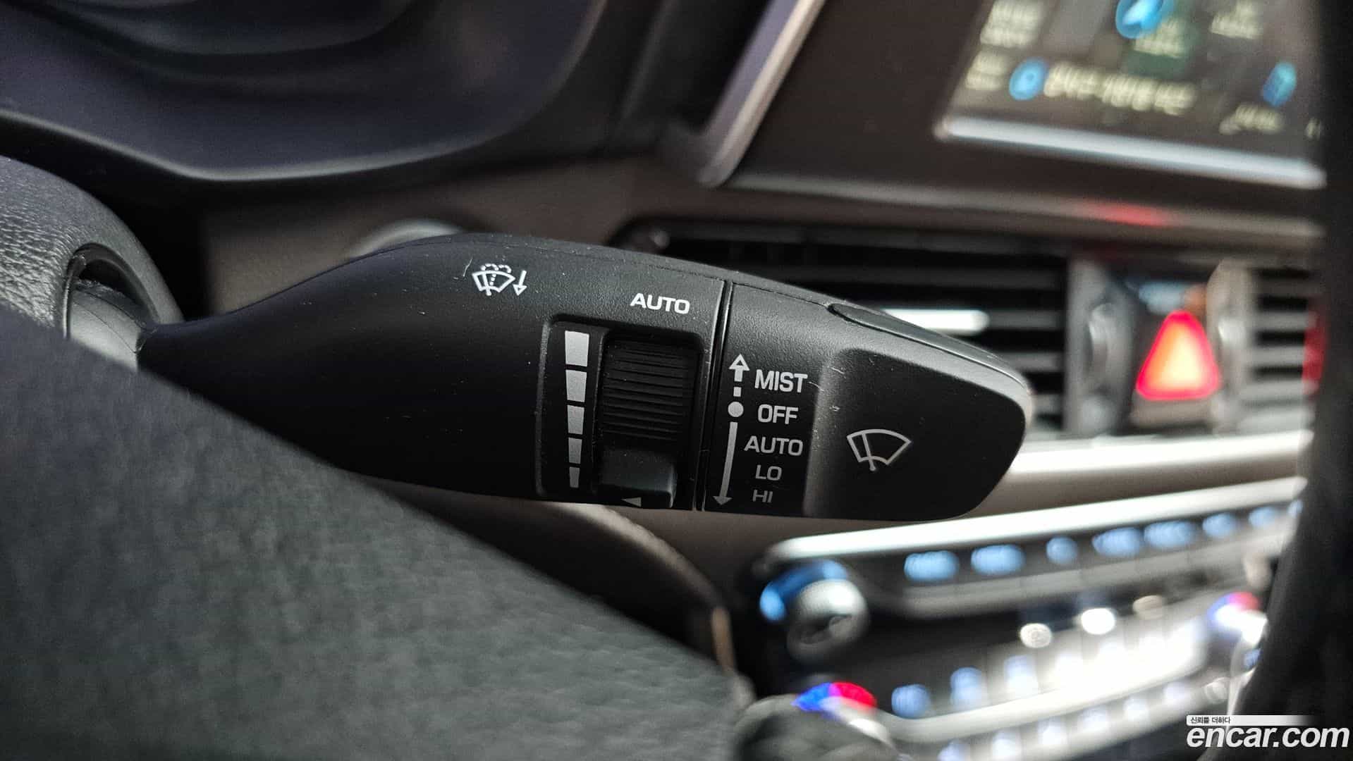 Grandeur Hyundai 2018.6-OPTION-041