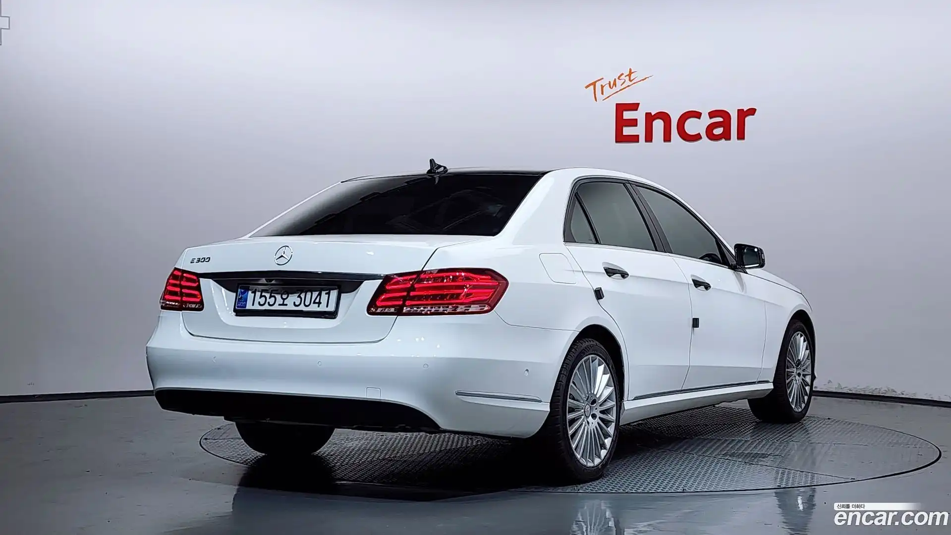 E-Class Mercedes-Benz 2015.6-OUTER-002