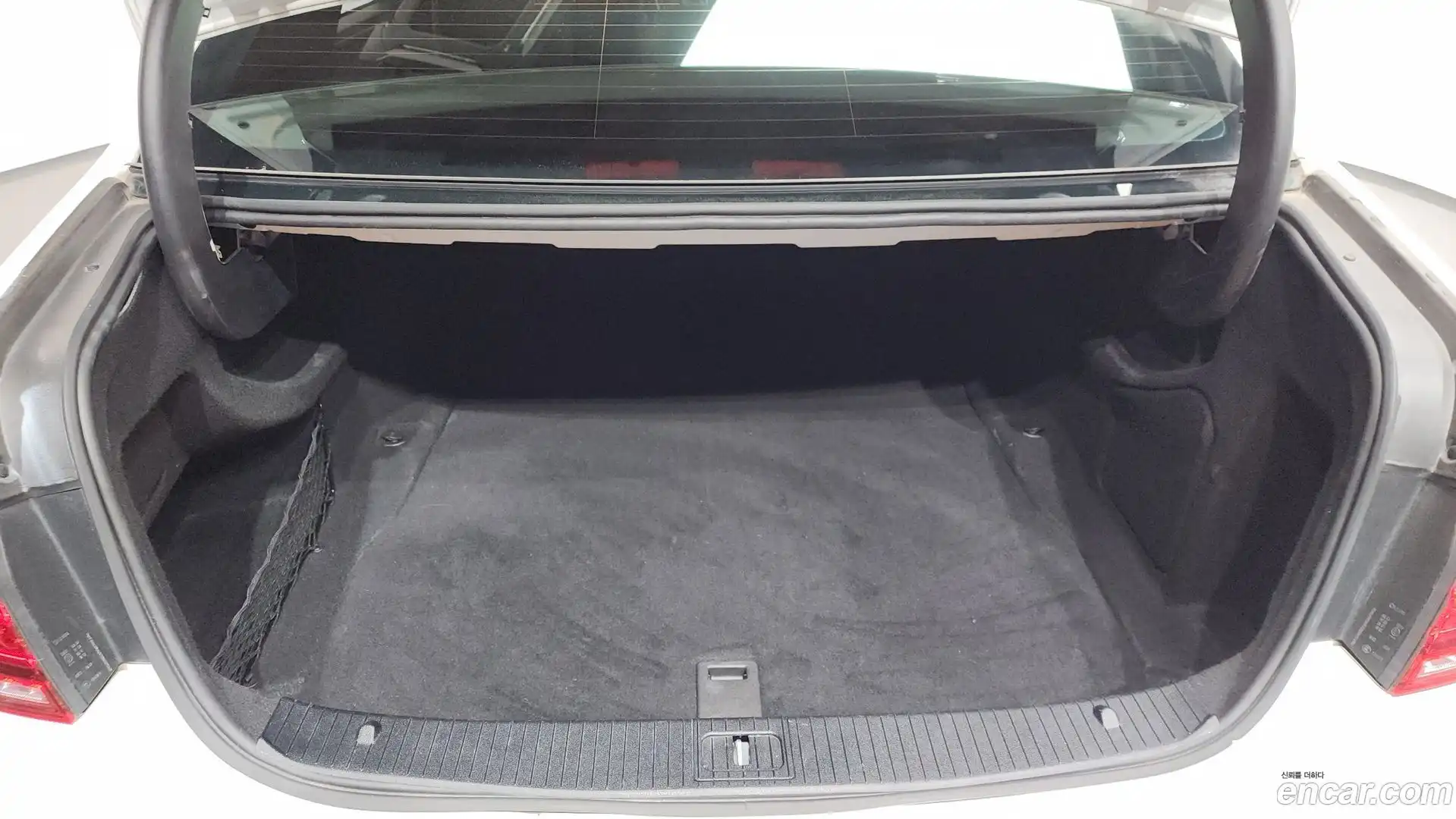 E-Class Mercedes-Benz 2015.6-OPTION-021