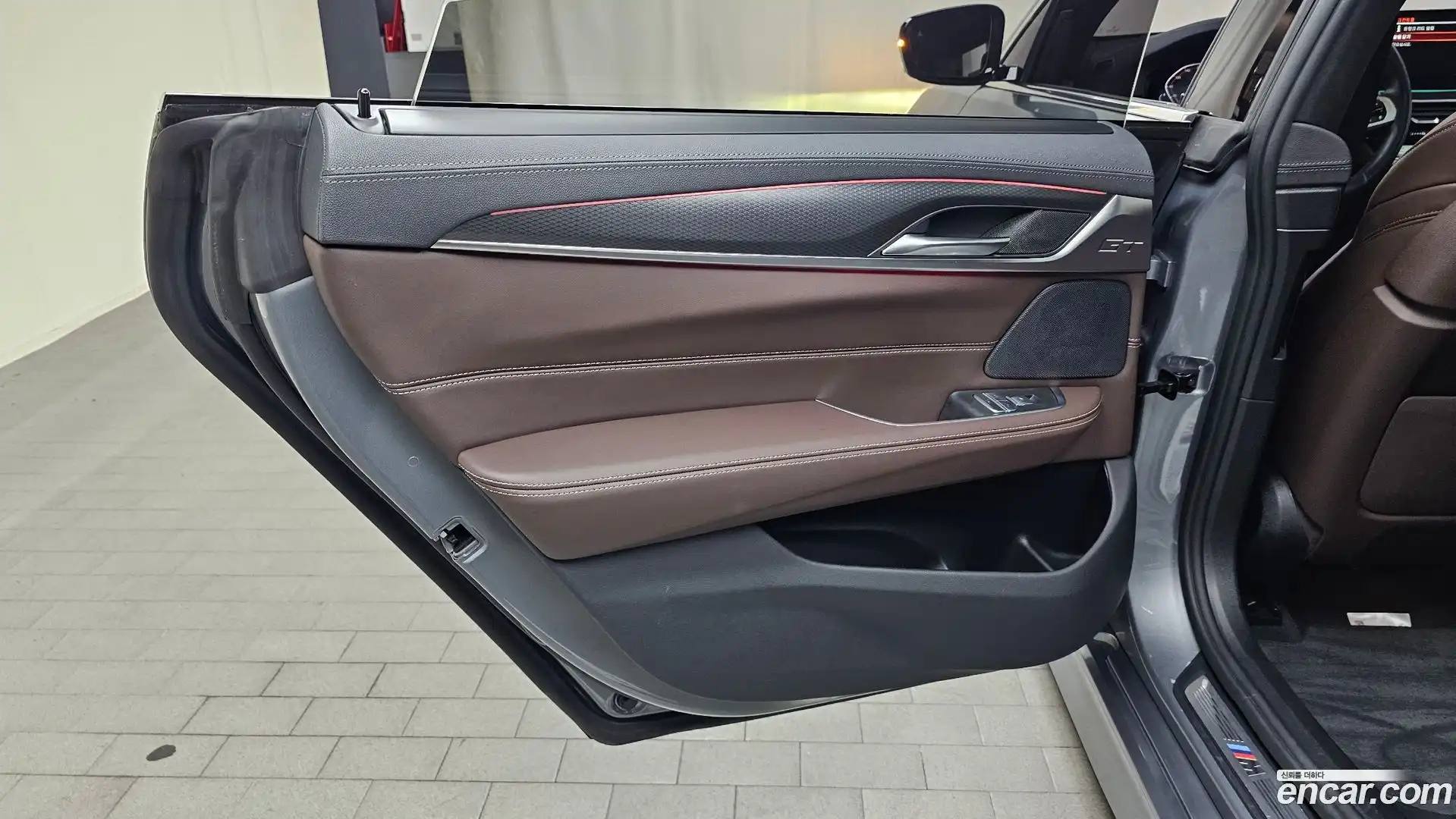 Gran Turismo BMW 2023.2-INNER-035