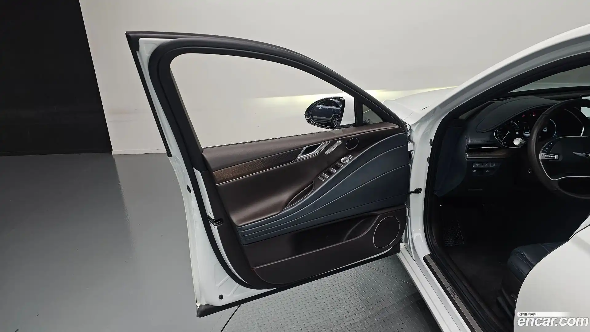 G80 Genesis 2021.7-INNER-034