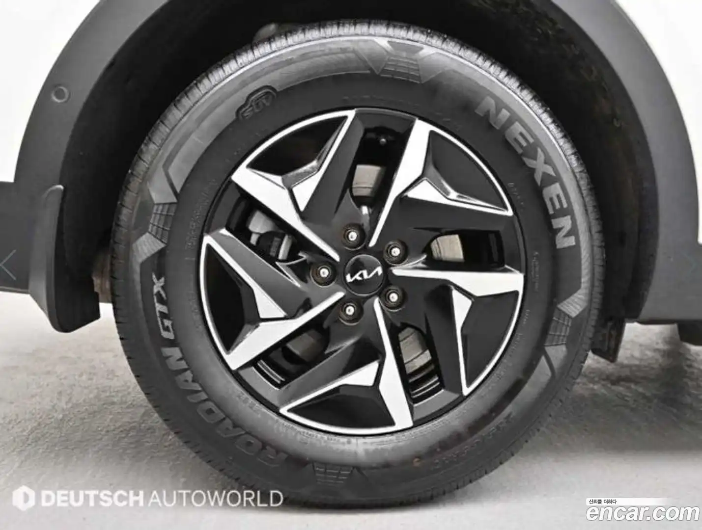 Sorento Kia 2023.9-OUTER-005