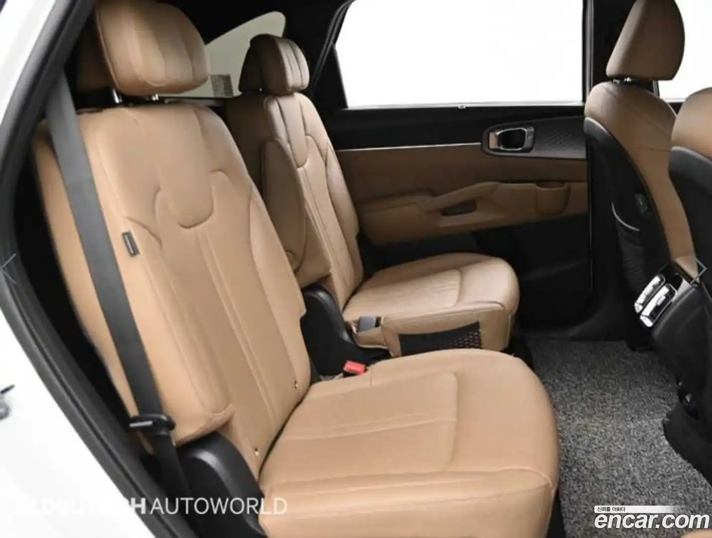 Sorento Kia 2023.9-OPTION-016