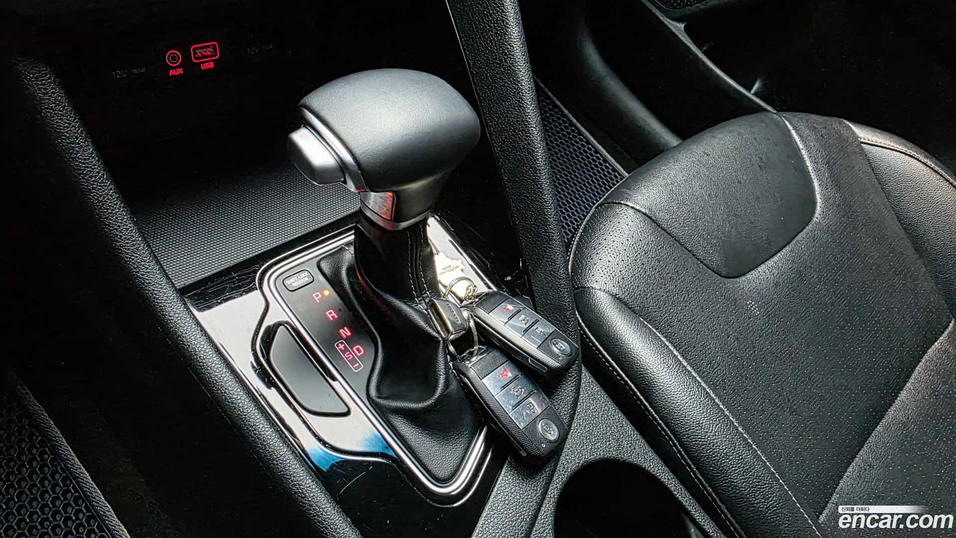 Niro Kia 2017.2-INNER-009