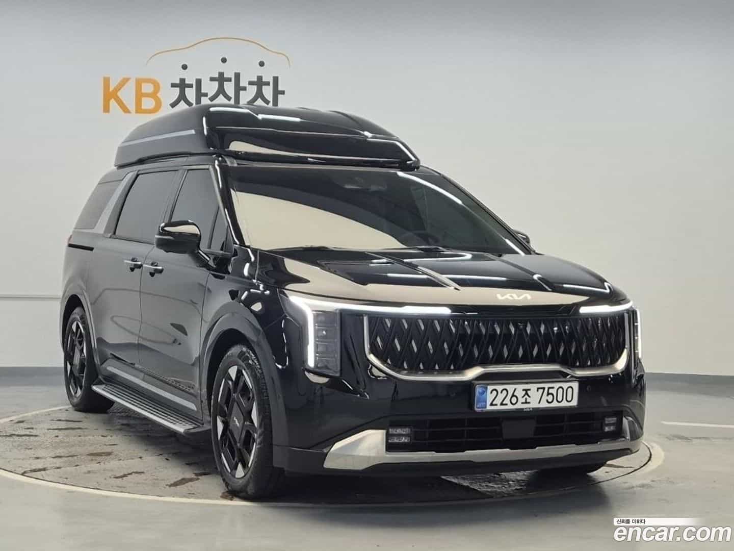 Canival Kia 2024.1-OUTER-001