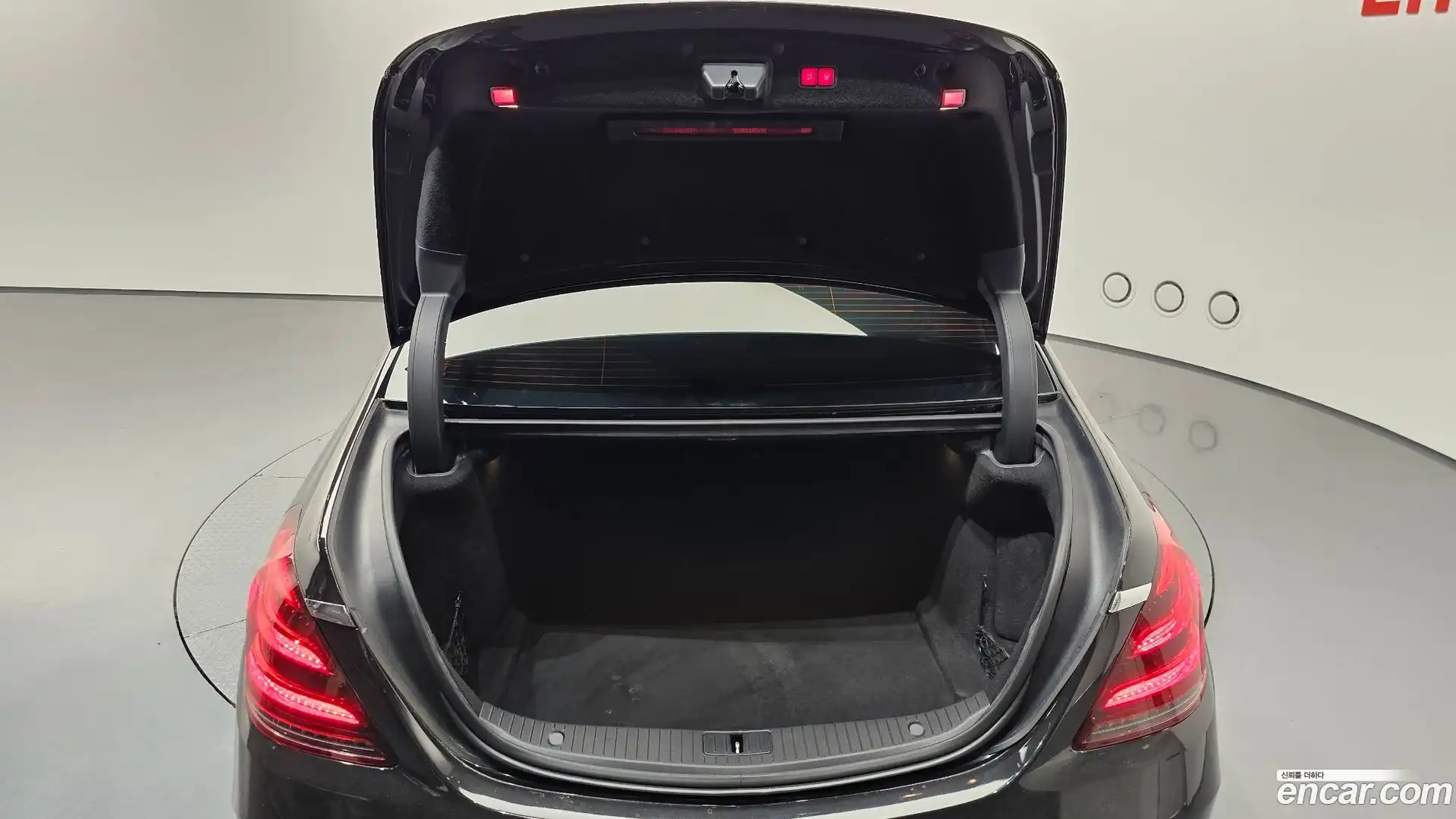 S-Class Mercedes-Benz 2015.3-OPTION-024