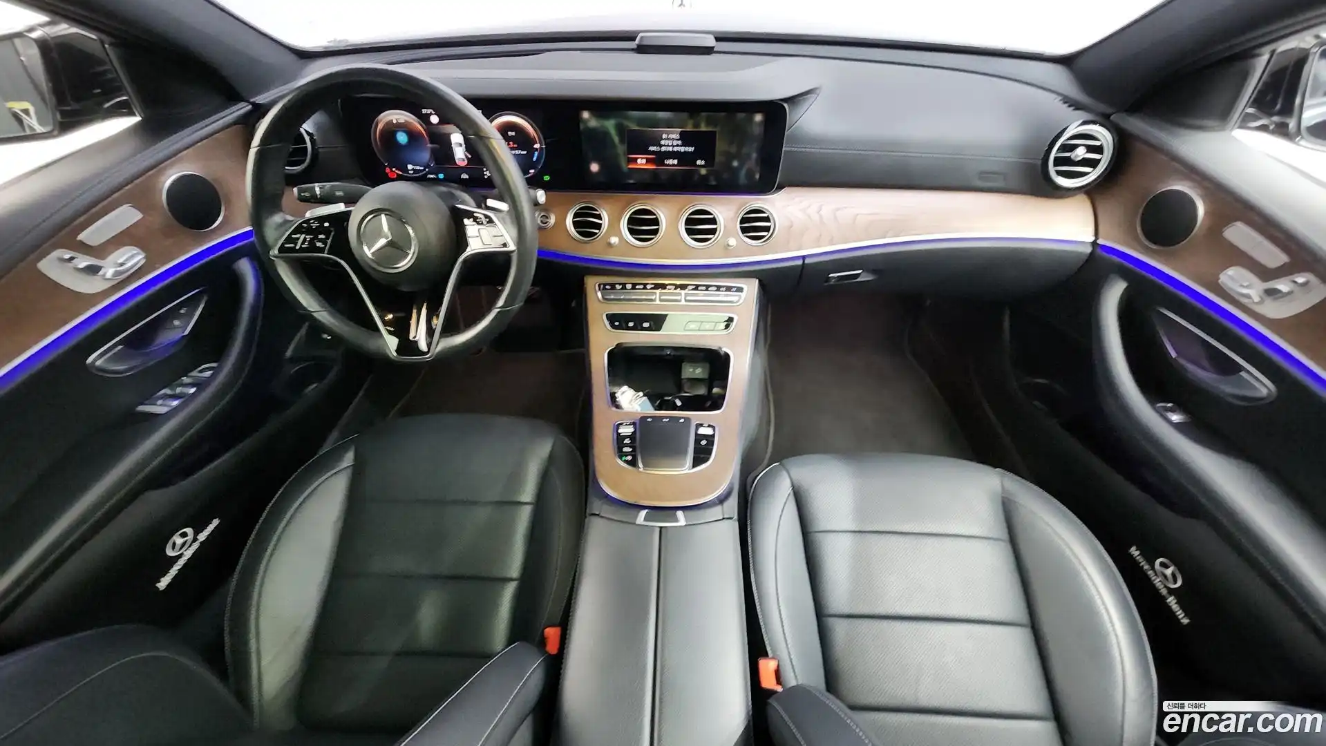 E-Class Mercedes-Benz 2021.11-INNER-007
