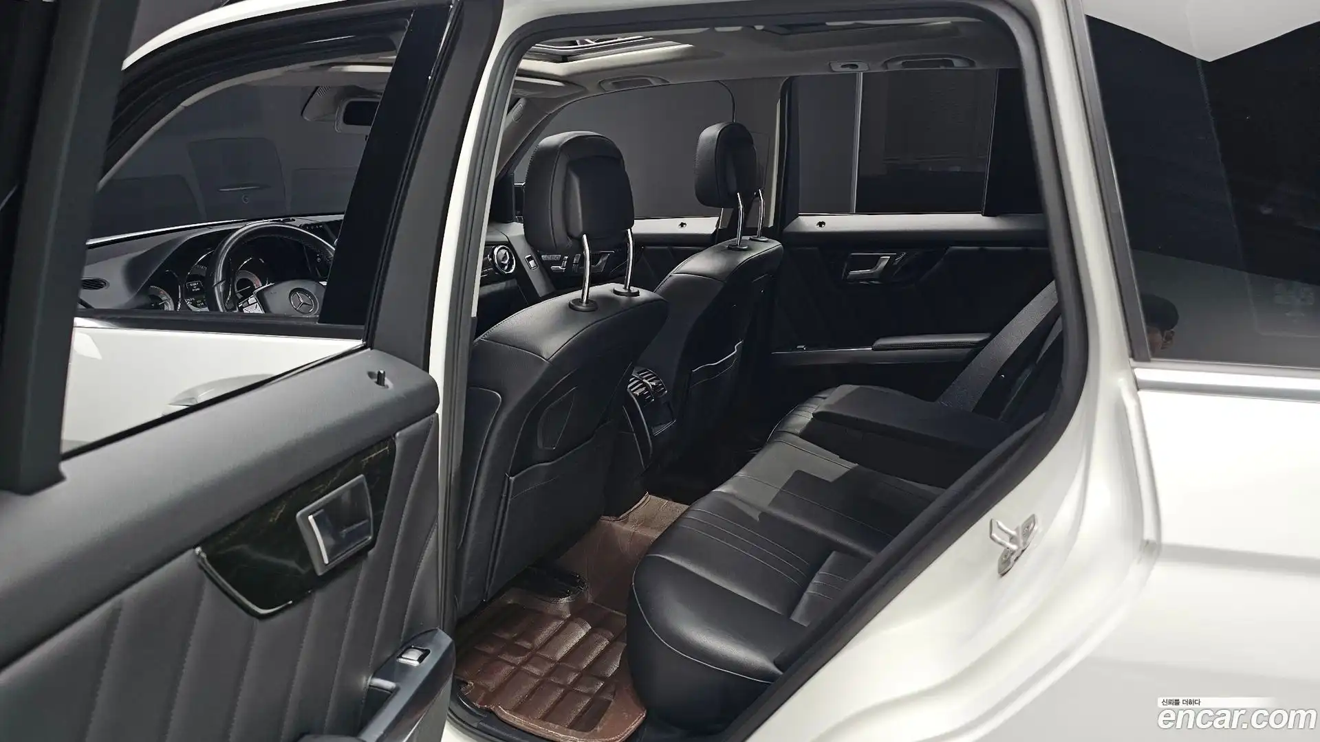 GLK-Class Mercedes-Benz 2015.3-OPTION-016