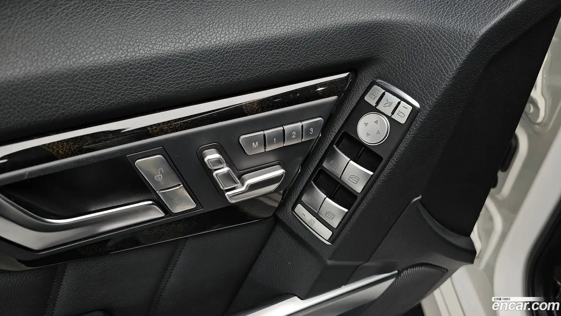 GLK-Class Mercedes-Benz 2015.3-OPTION-021