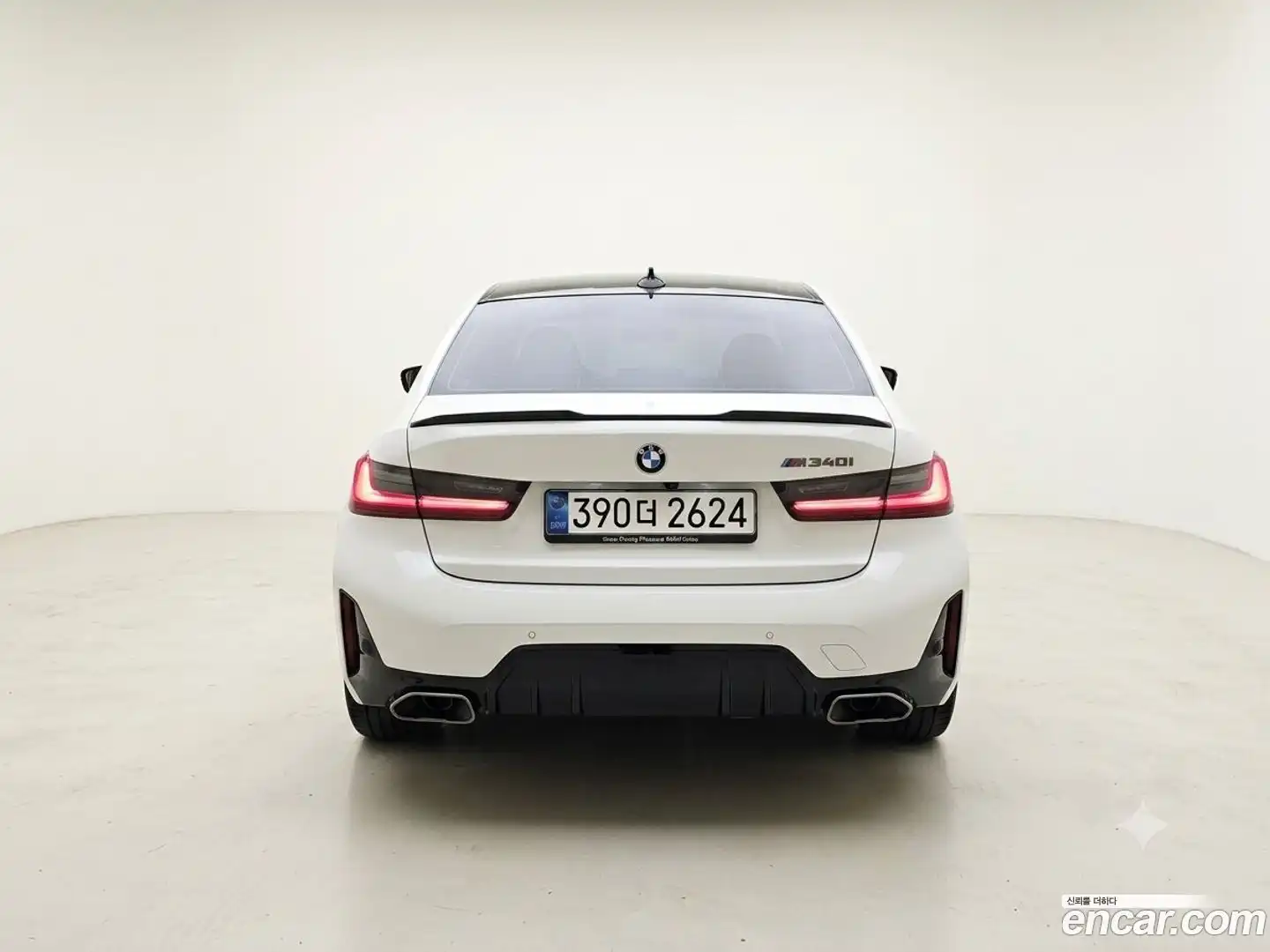 3-Series BMW 2025.7-OUTER-003