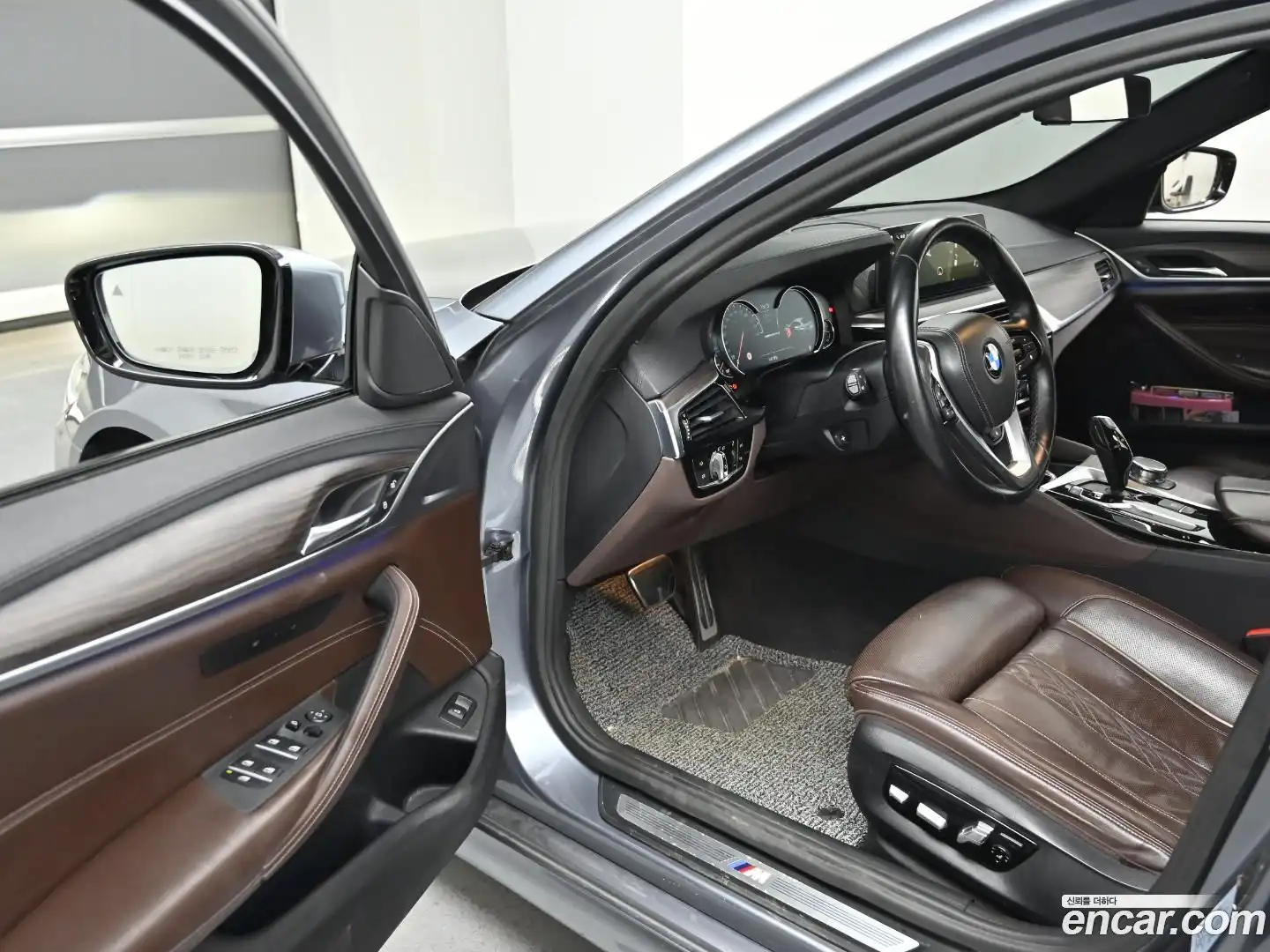5-Series BMW 2017.6-OPTION-015