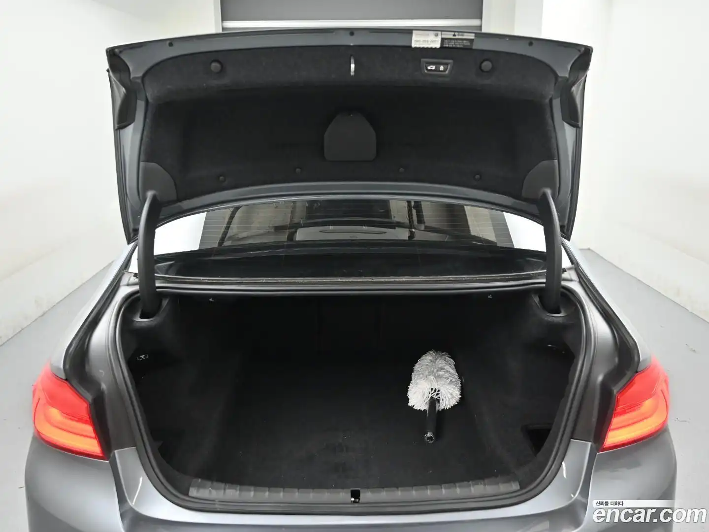 5-Series BMW 2017.6-OPTION-023