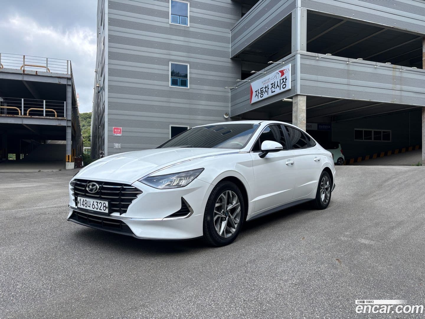 Main__Slider__Photo:Sonata Hyundai 2019.8-0