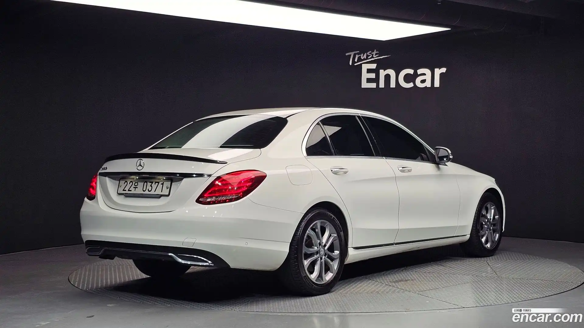 C-Class Mercedes-Benz 2016.8-OUTER-002