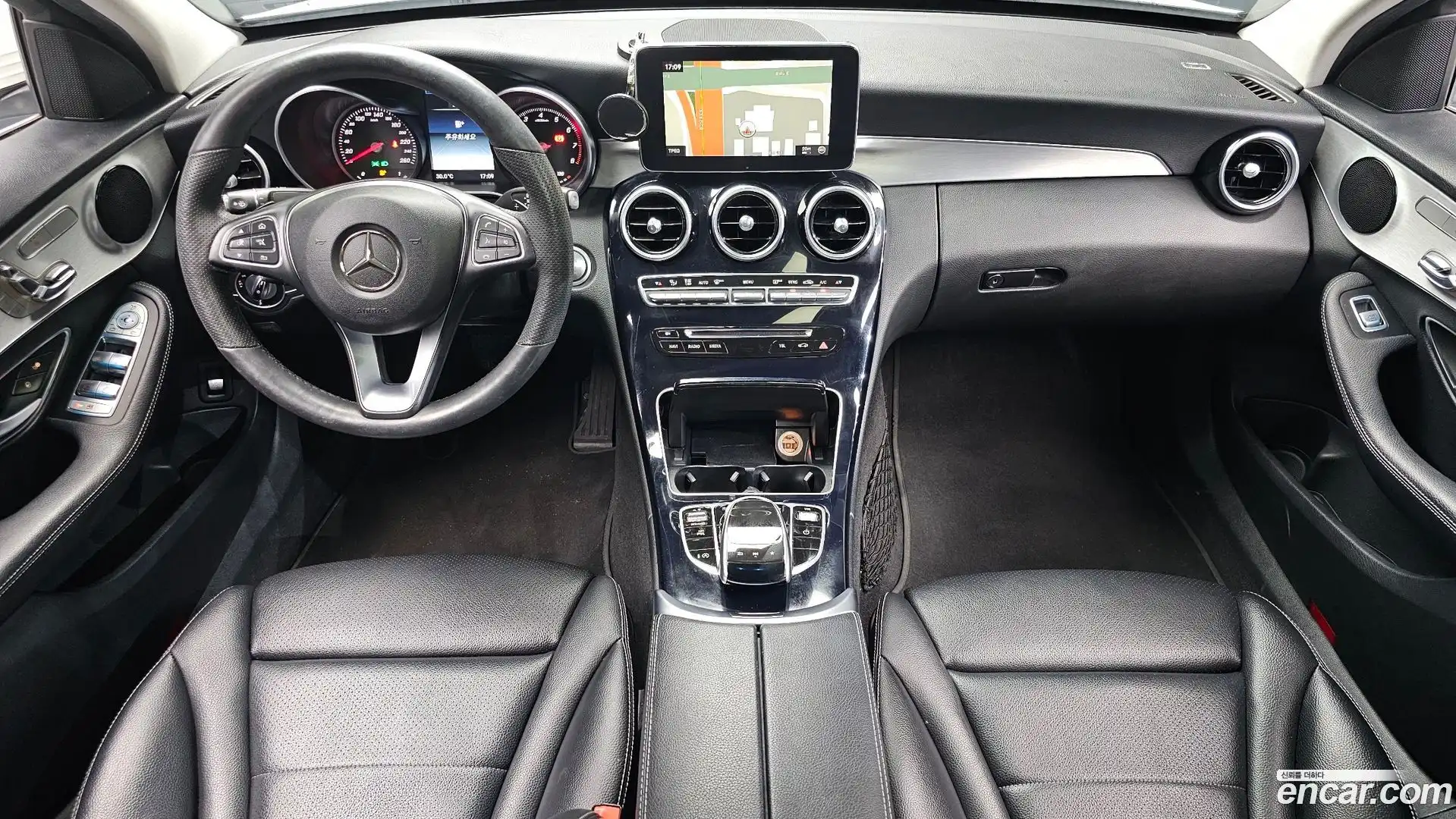 C-Class Mercedes-Benz 2016.8-INNER-007