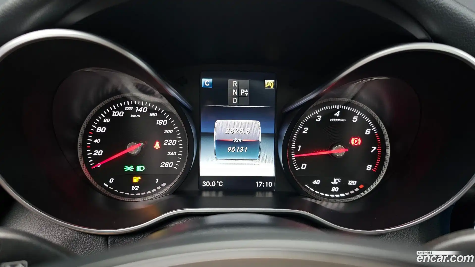 C-Class Mercedes-Benz 2016.8-INNER-008