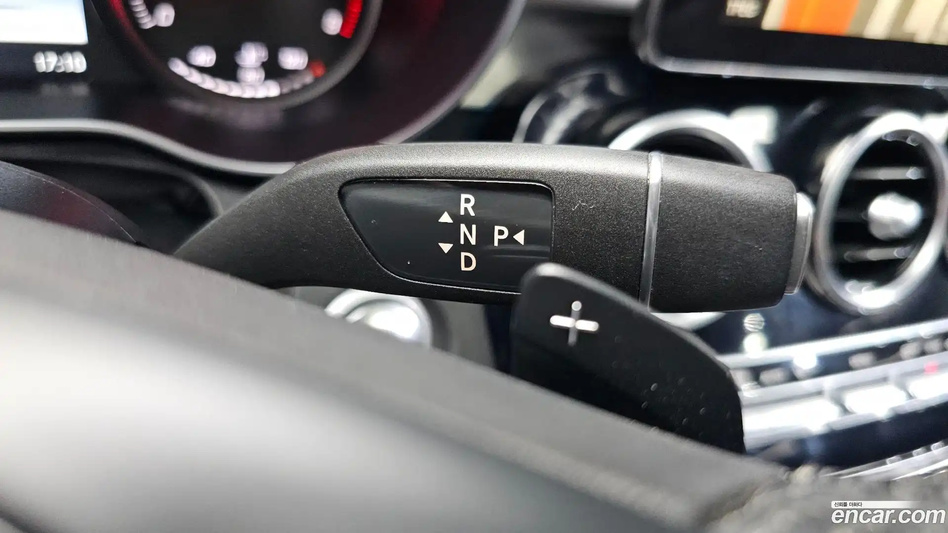 C-Class Mercedes-Benz 2016.8-INNER-009