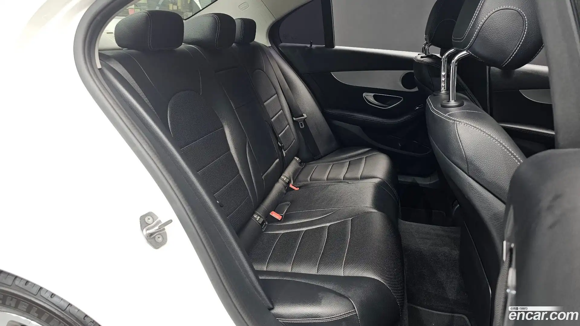 C-Class Mercedes-Benz 2016.8-OPTION-015