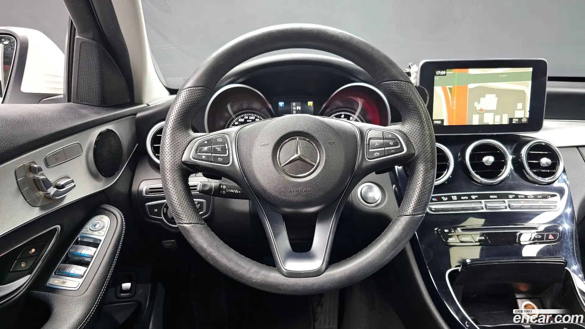 C-Class Mercedes-Benz 2016.8-OPTION-016