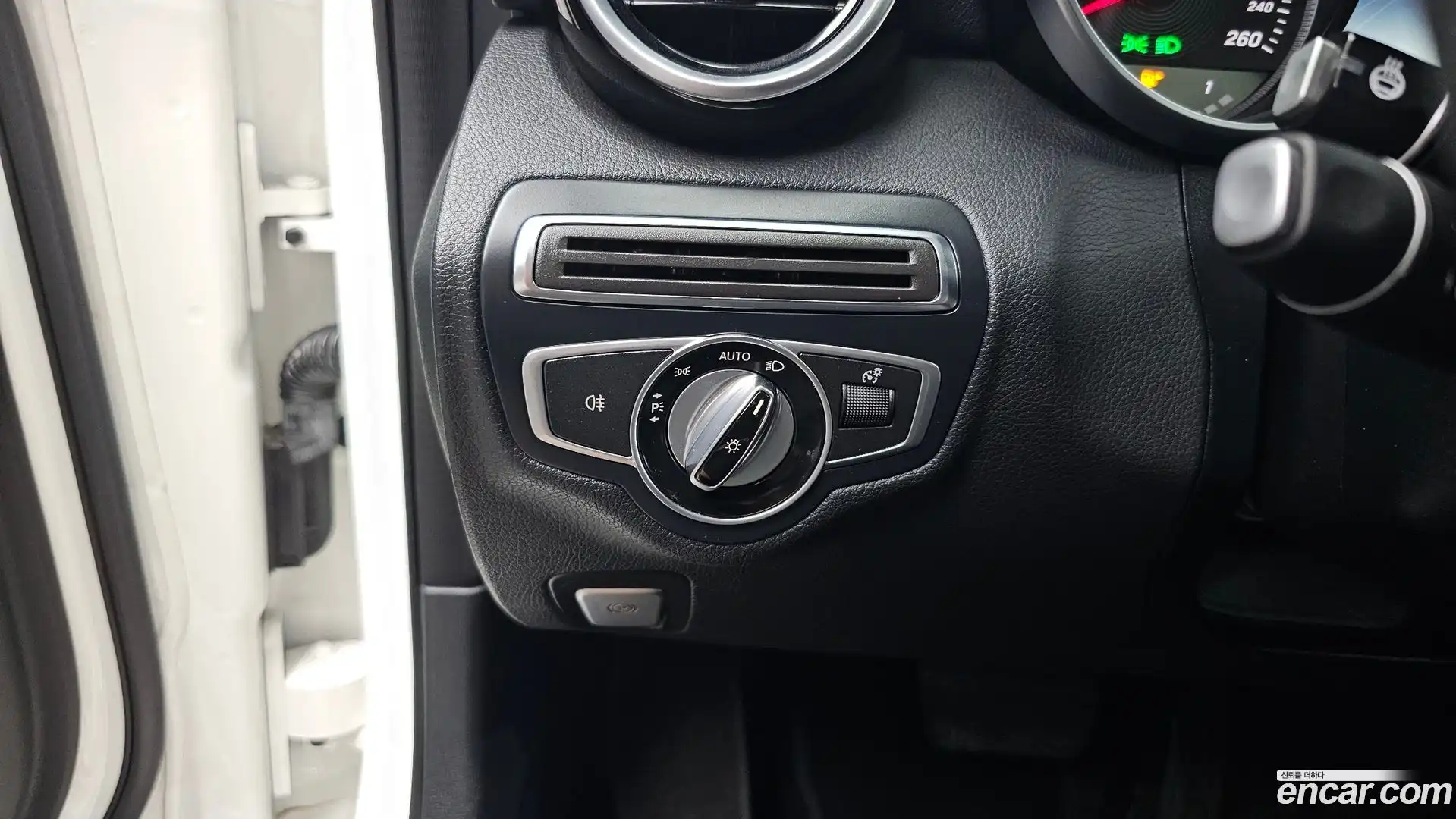 C-Class Mercedes-Benz 2016.8-OPTION-022