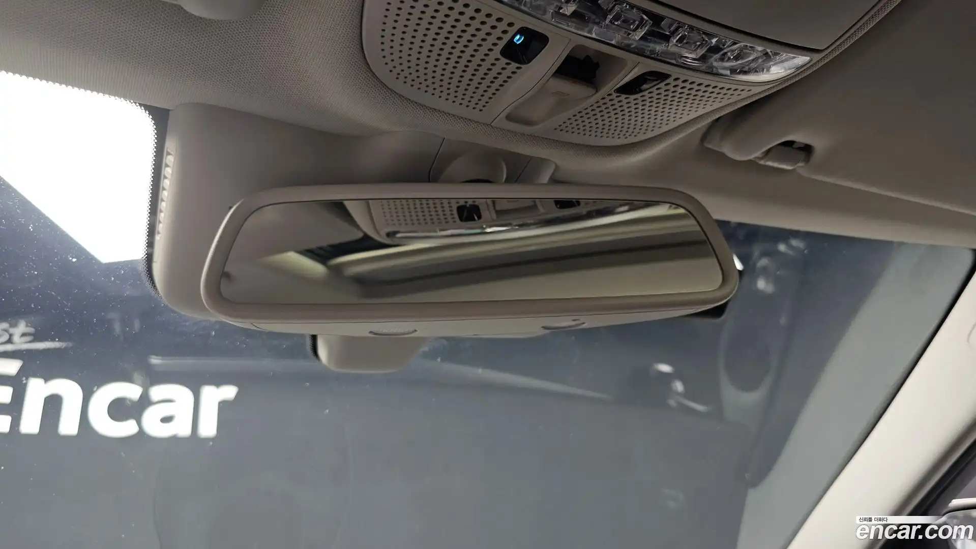 C-Class Mercedes-Benz 2016.8-OPTION-023