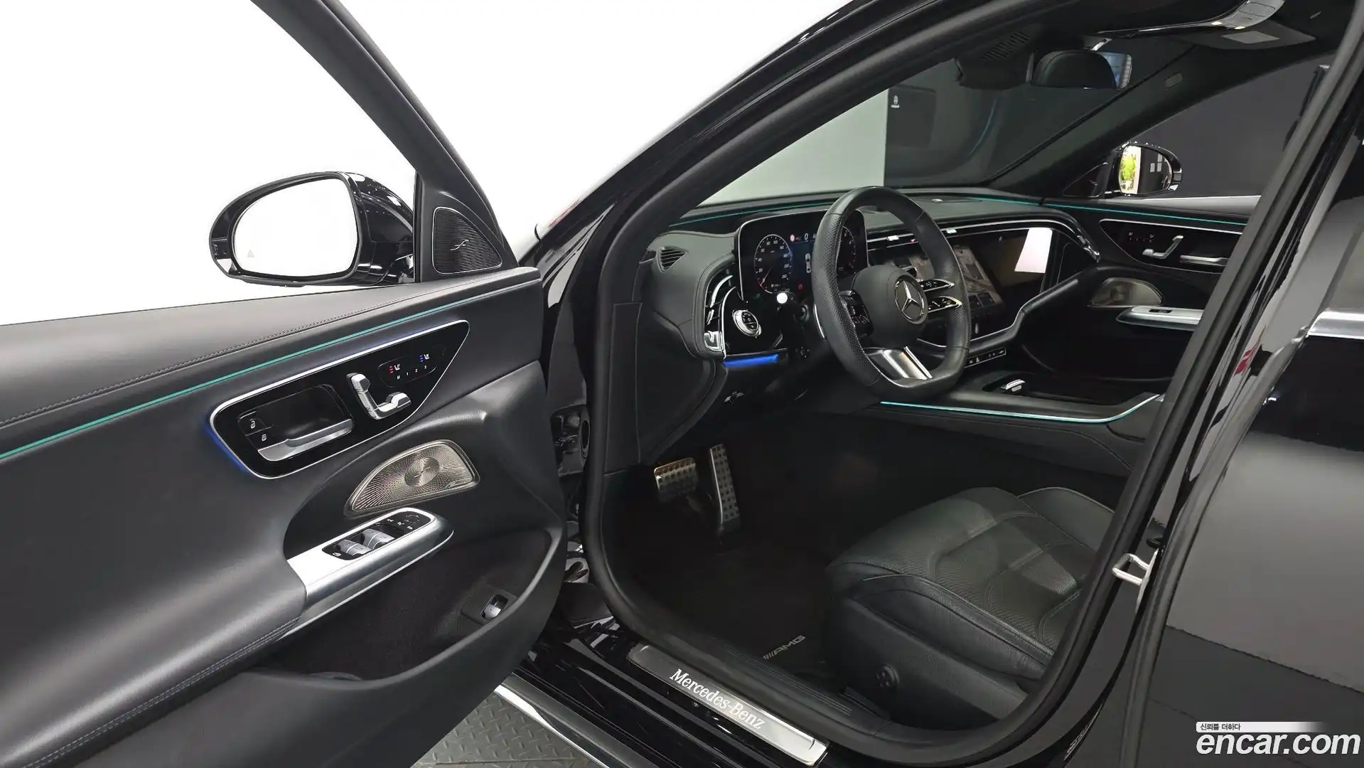E-Class Mercedes-Benz 2024.3-INNER-010