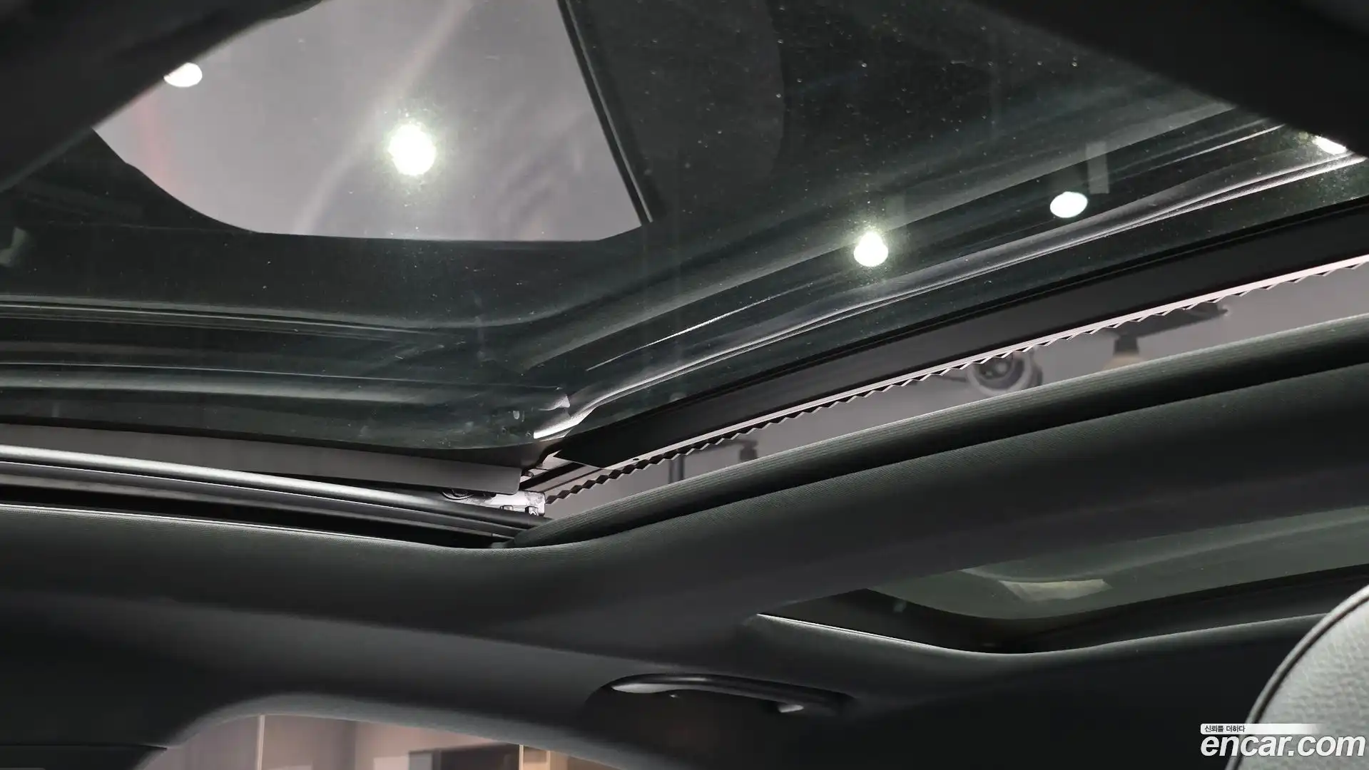 E-Class Mercedes-Benz 2024.3-OPTION-023