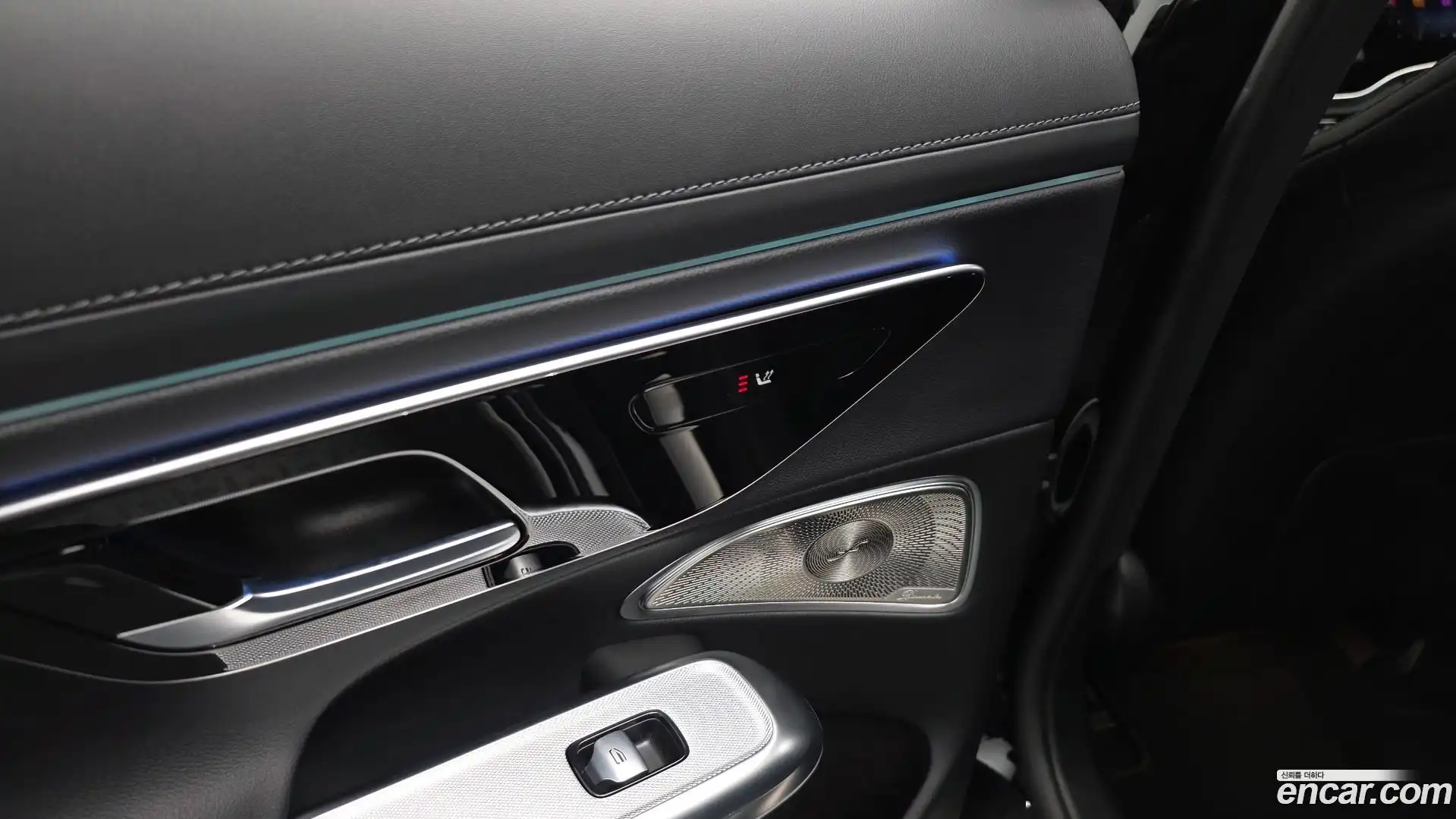 E-Class Mercedes-Benz 2024.3-OPTION-040