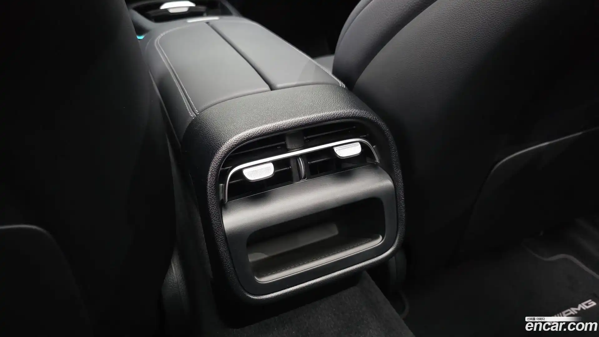 E-Class Mercedes-Benz 2024.3-OPTION-048