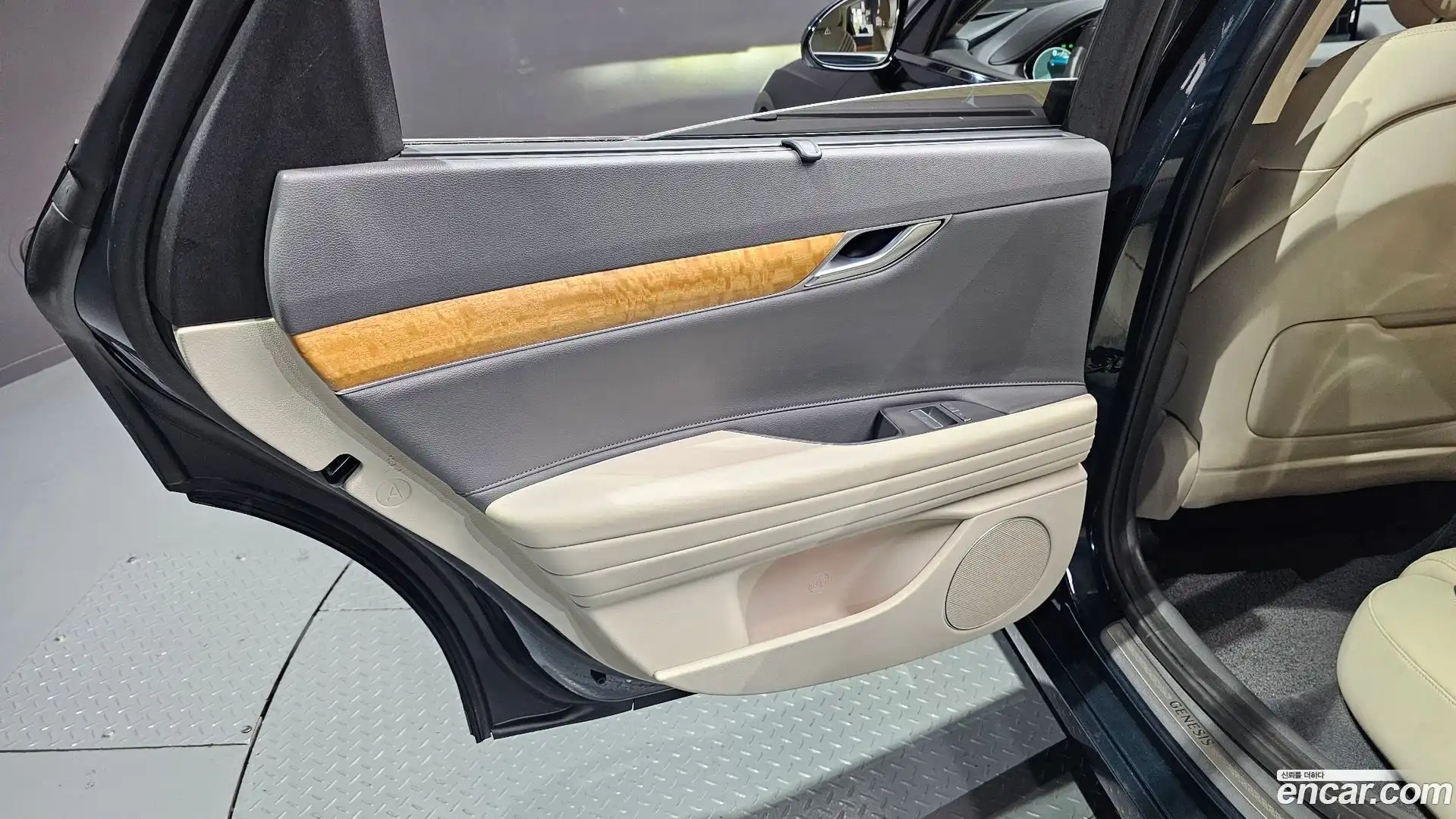 G80 Genesis 2021.6-INNER-035