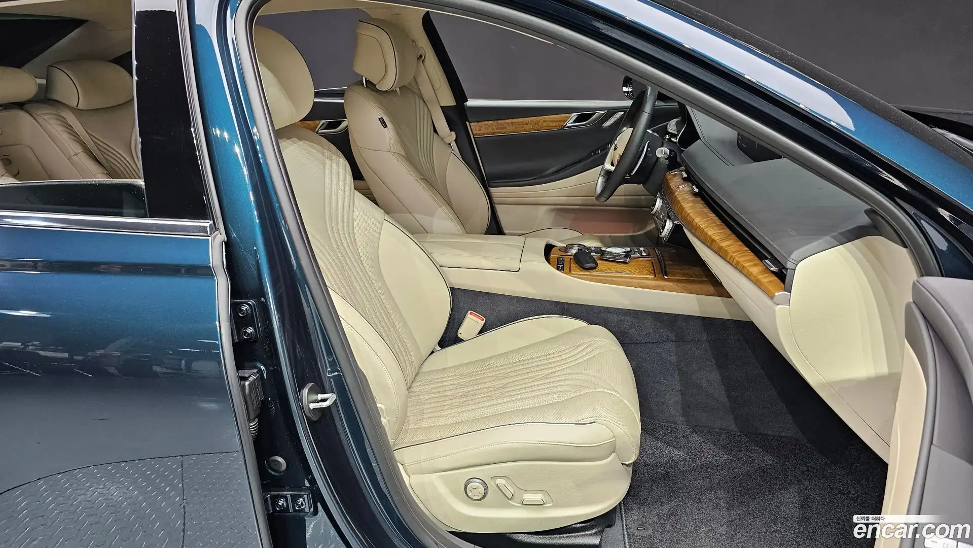 G80 Genesis 2021.6-INNER-036