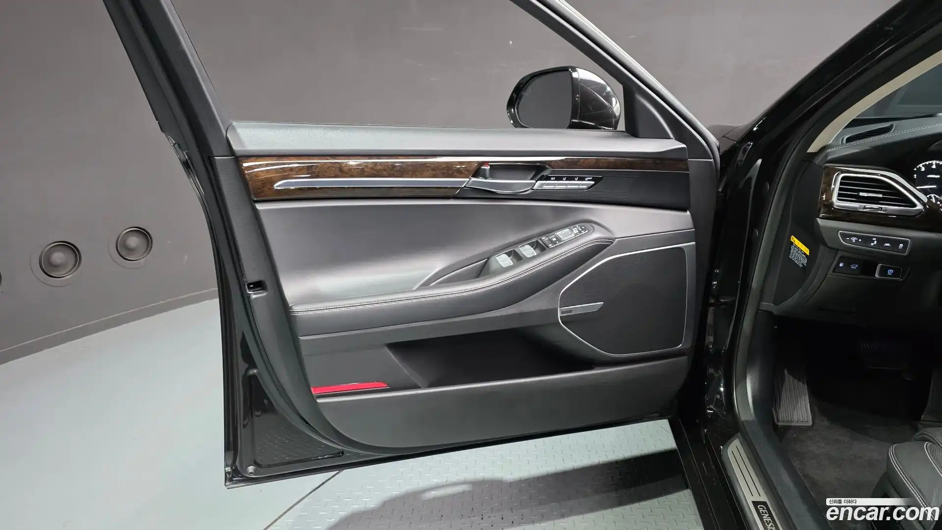 G90 Genesis 2019.7-INNER-034