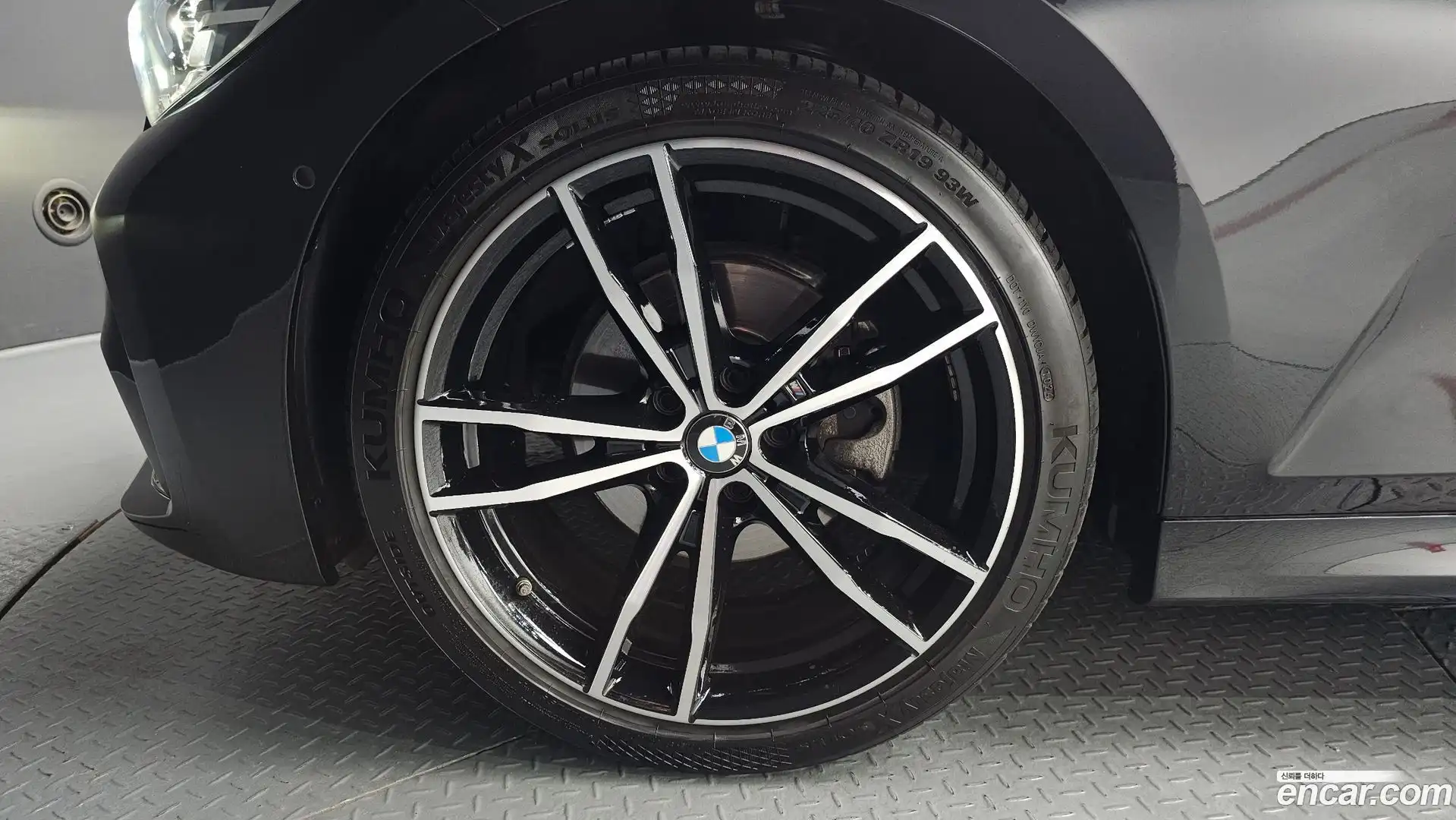 3-Series BMW 2021.5-OUTER-005