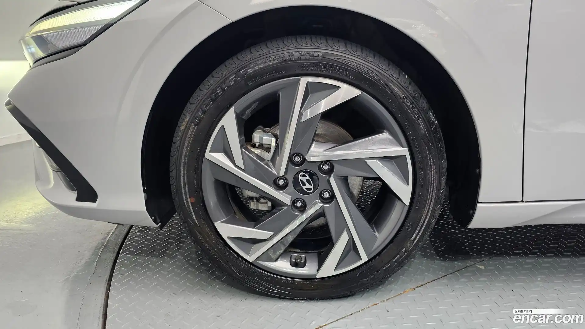 AVANTE Hyundai 2024.1-OUTER-005