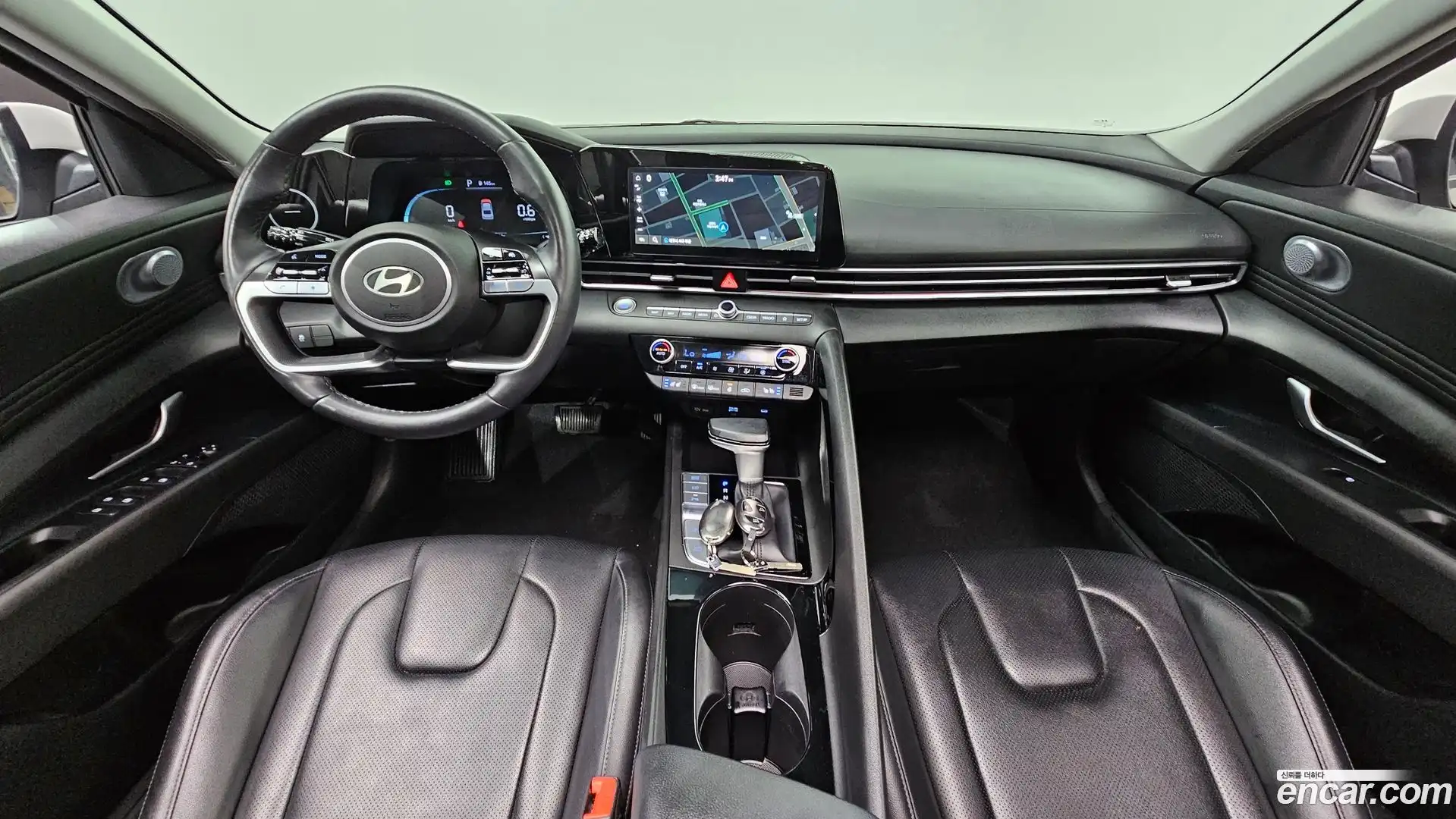 AVANTE Hyundai 2024.1-INNER-007