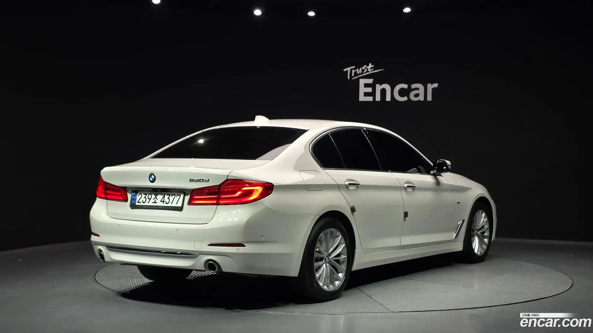 5-Series BMW 2018.2-OUTER-002