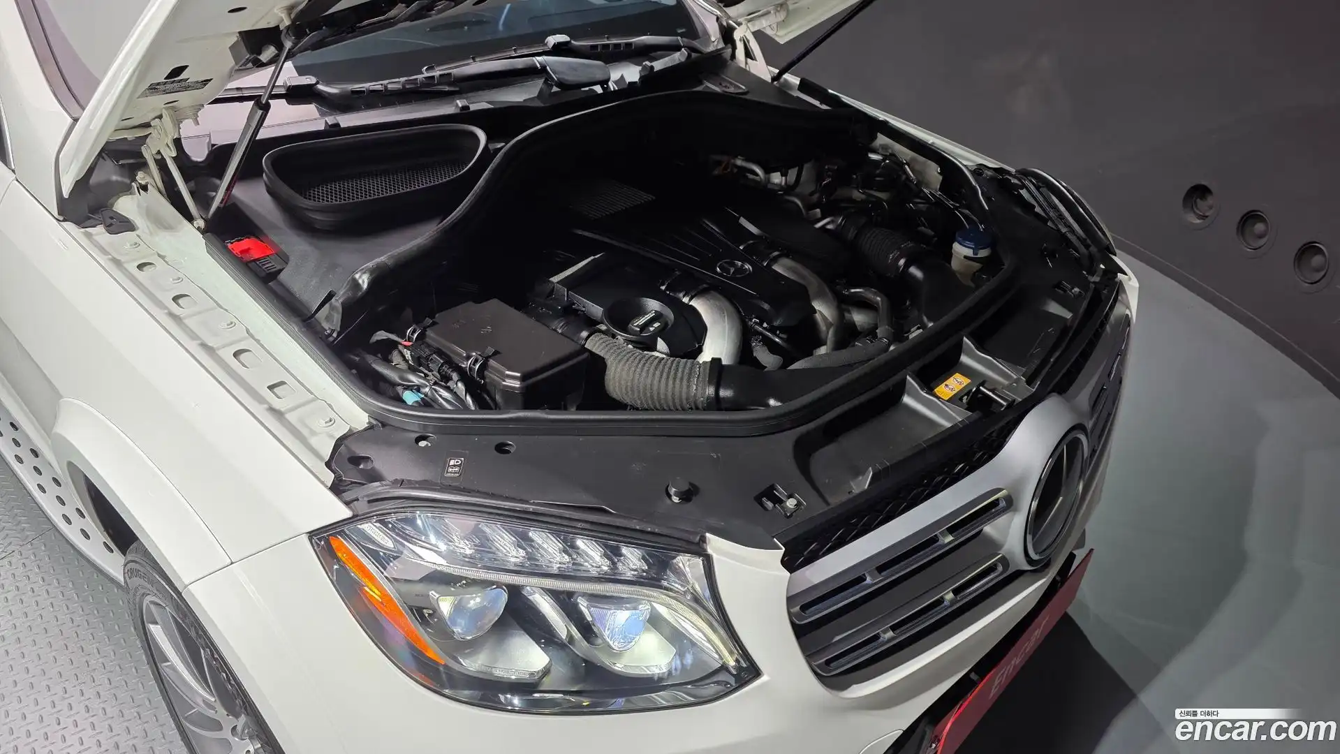GLS-Class Mercedes-Benz 2017.9-OUTER-006