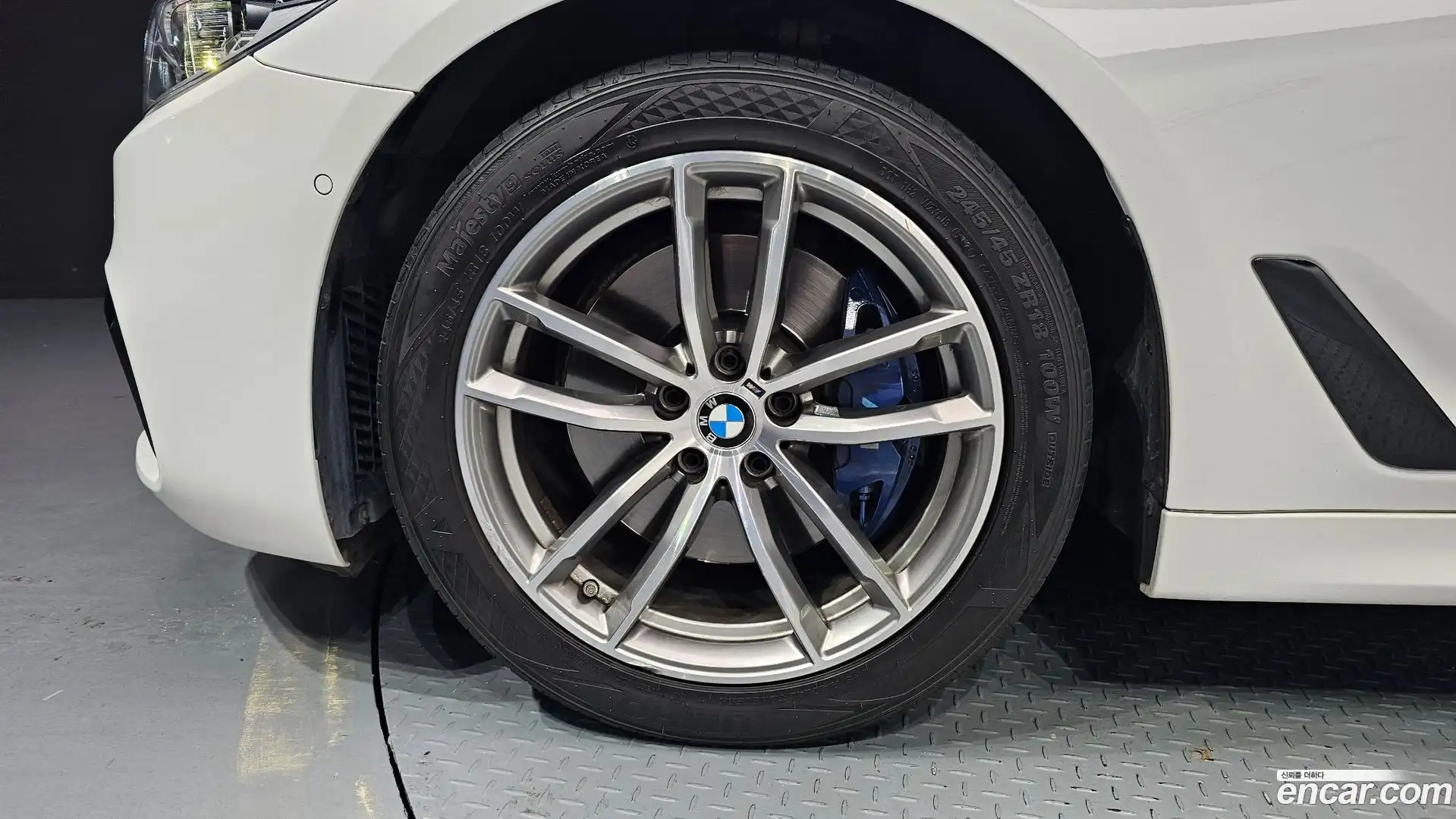 5-Series BMW 2017.7-OUTER-005
