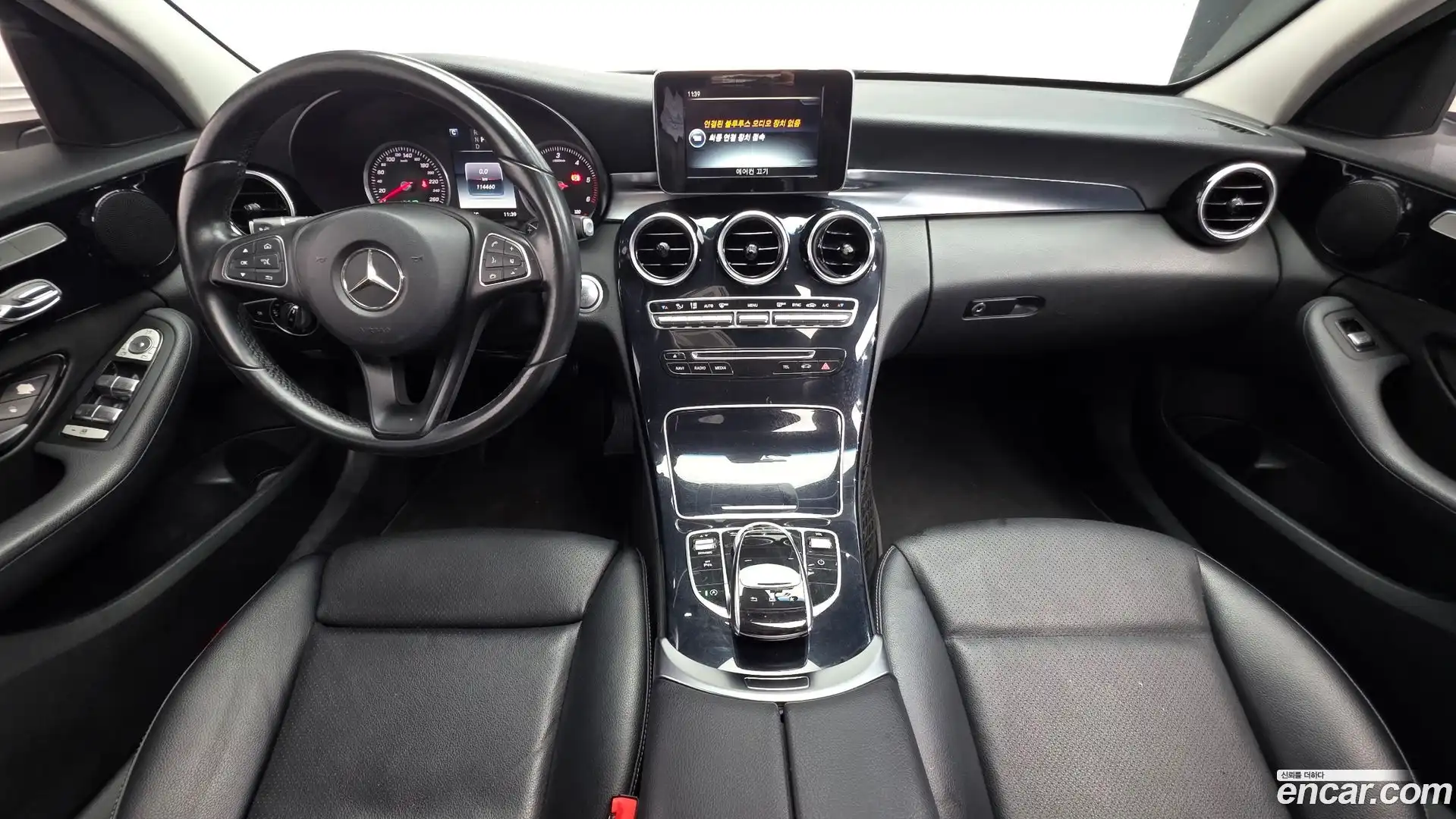 C-Class Mercedes-Benz 2015.9-INNER-007