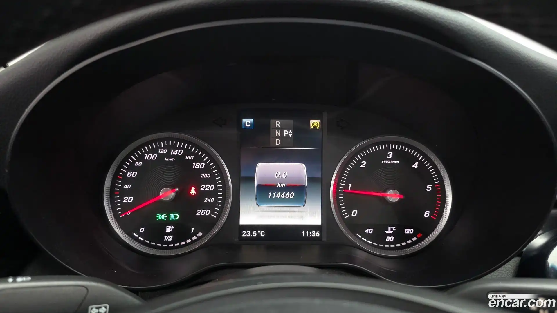 C-Class Mercedes-Benz 2015.9-INNER-008