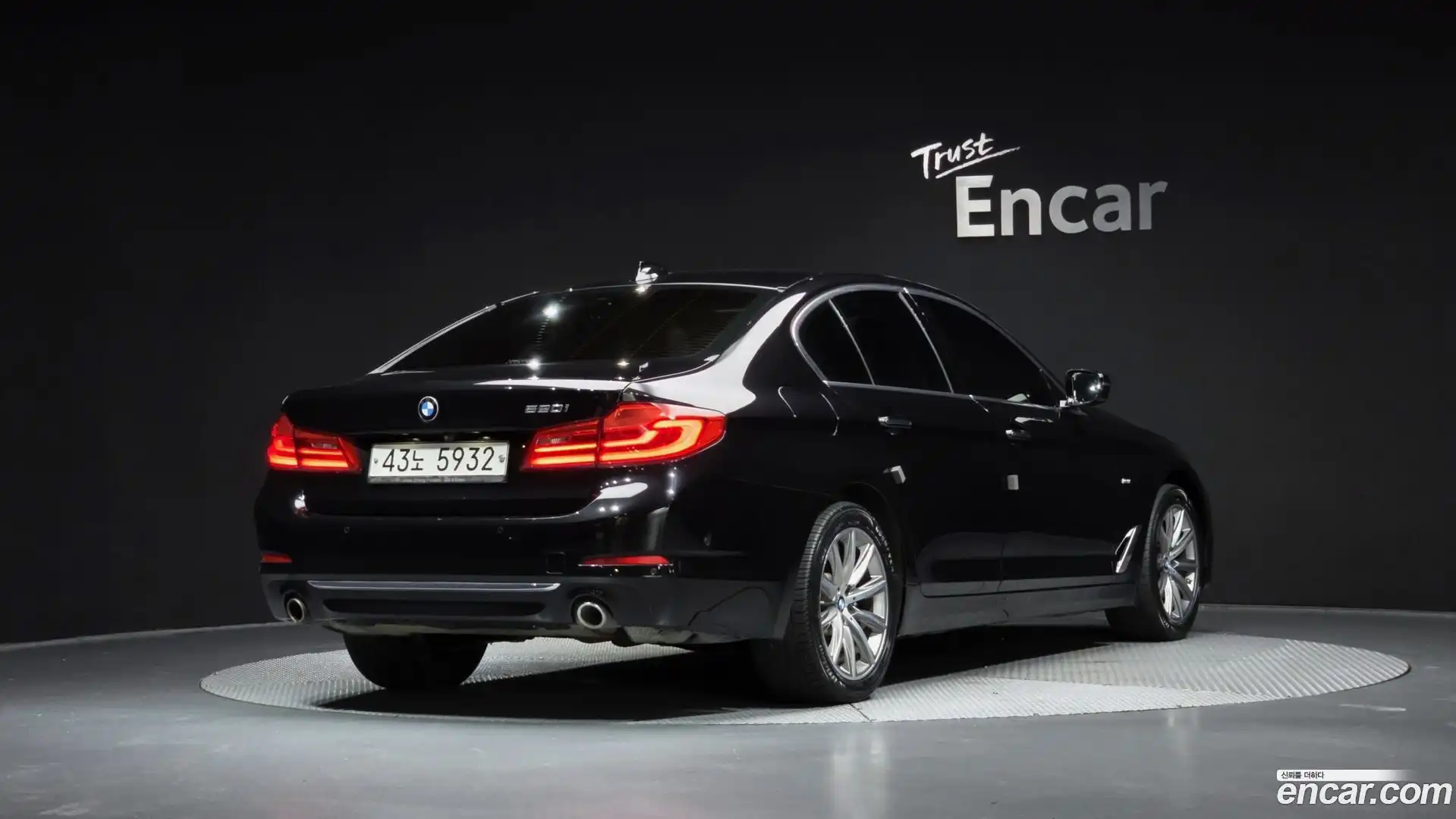 5-Series BMW 2018.8-OUTER-002