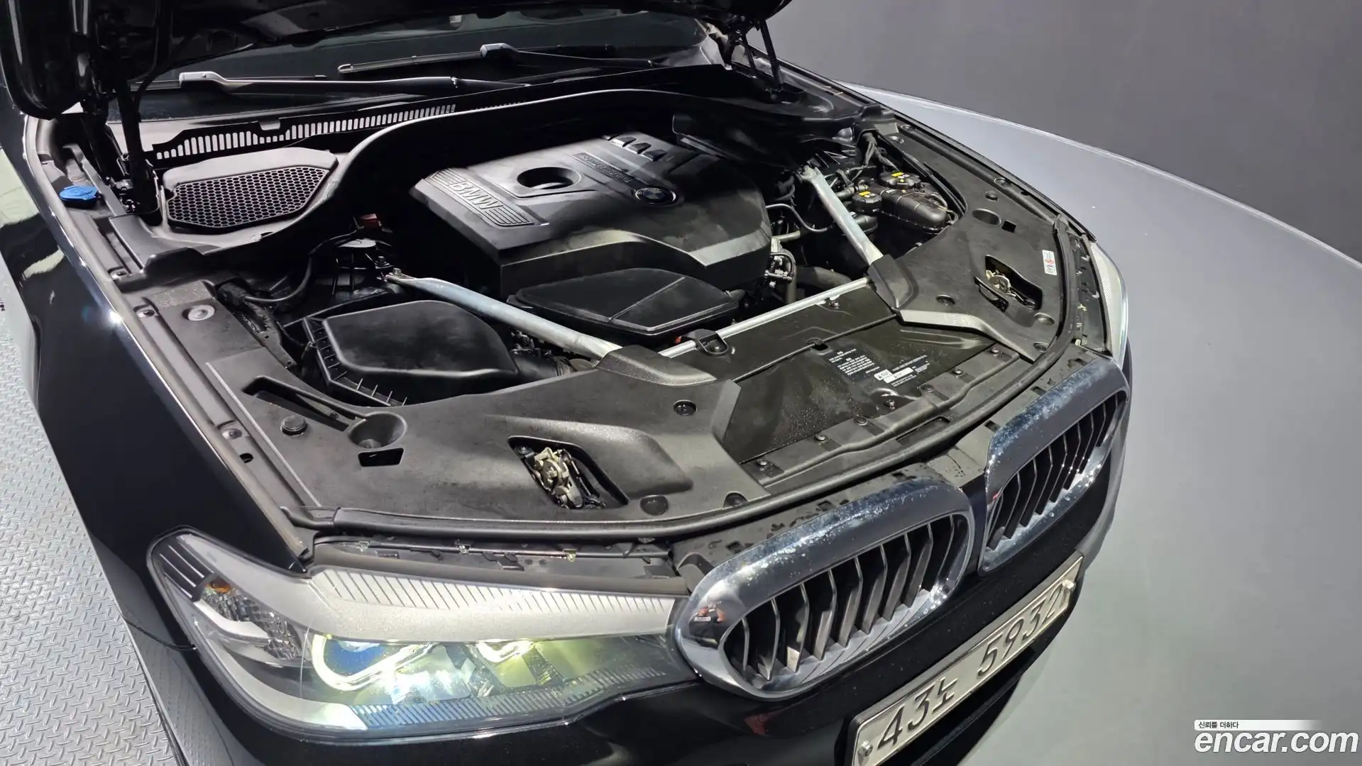 5-Series BMW 2018.8-OUTER-006