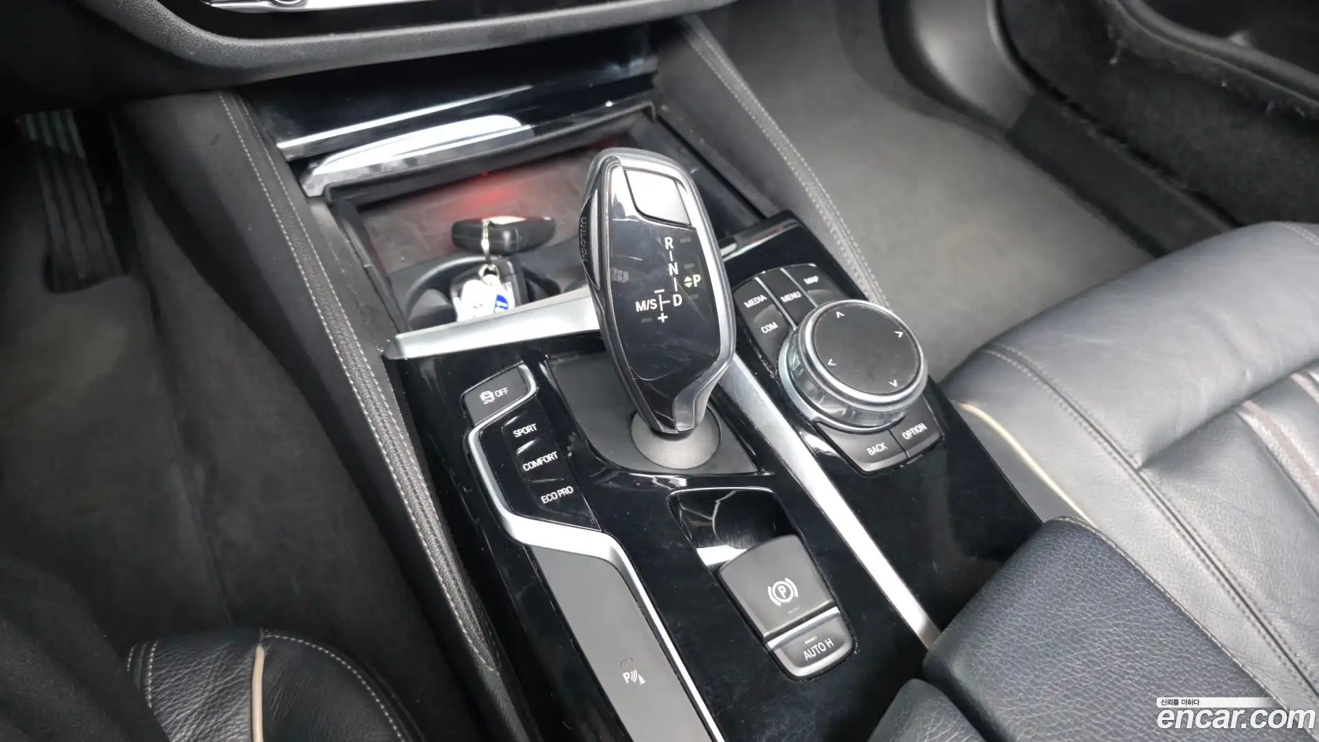 5-Series BMW 2018.8-INNER-009