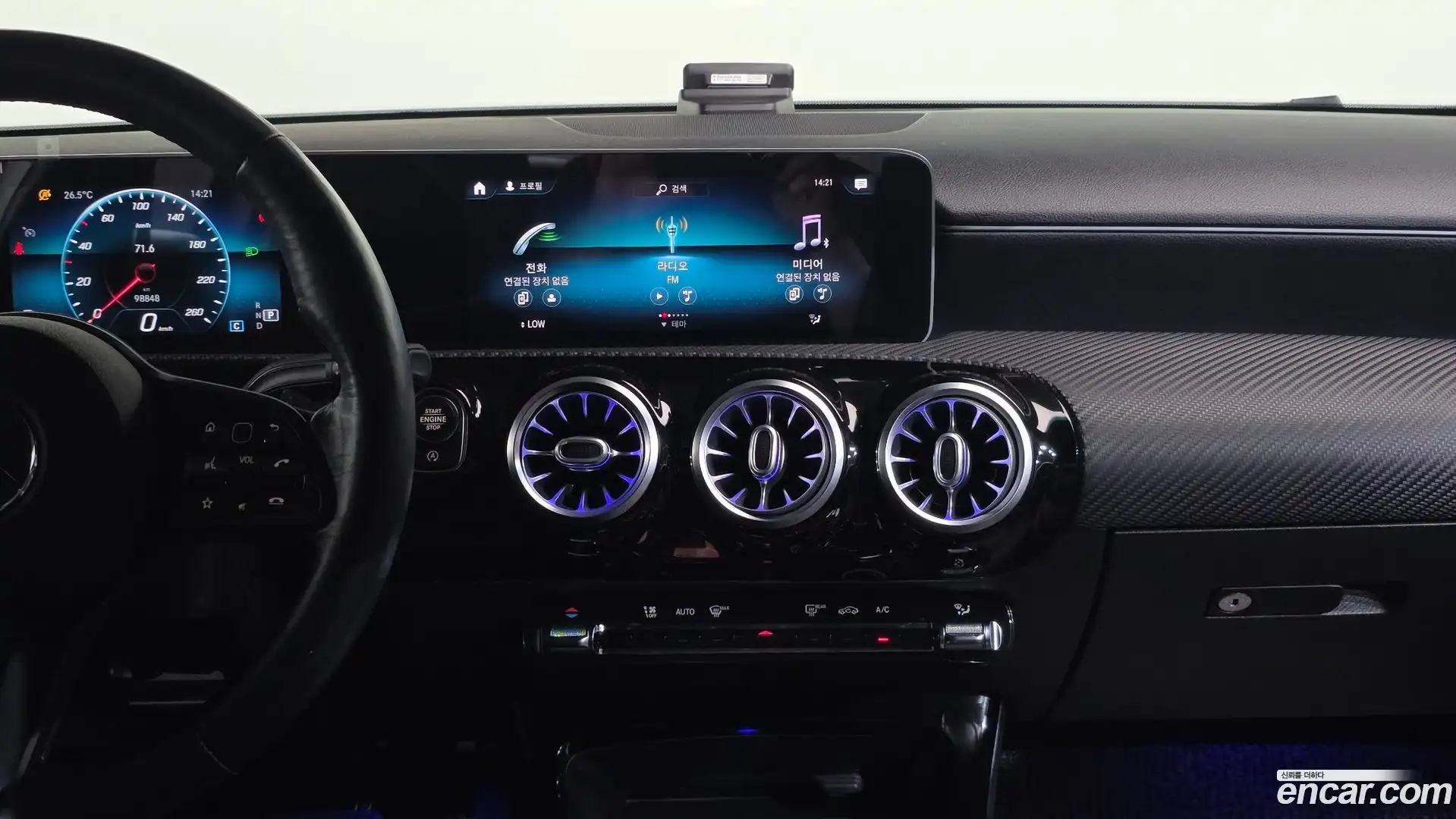 A-Class Mercedes-Benz 2020.4-OPTION-016