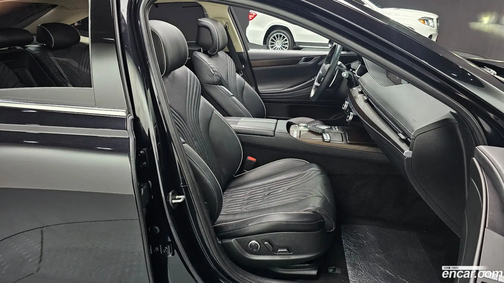 G80 Genesis 2021.7-INNER-036